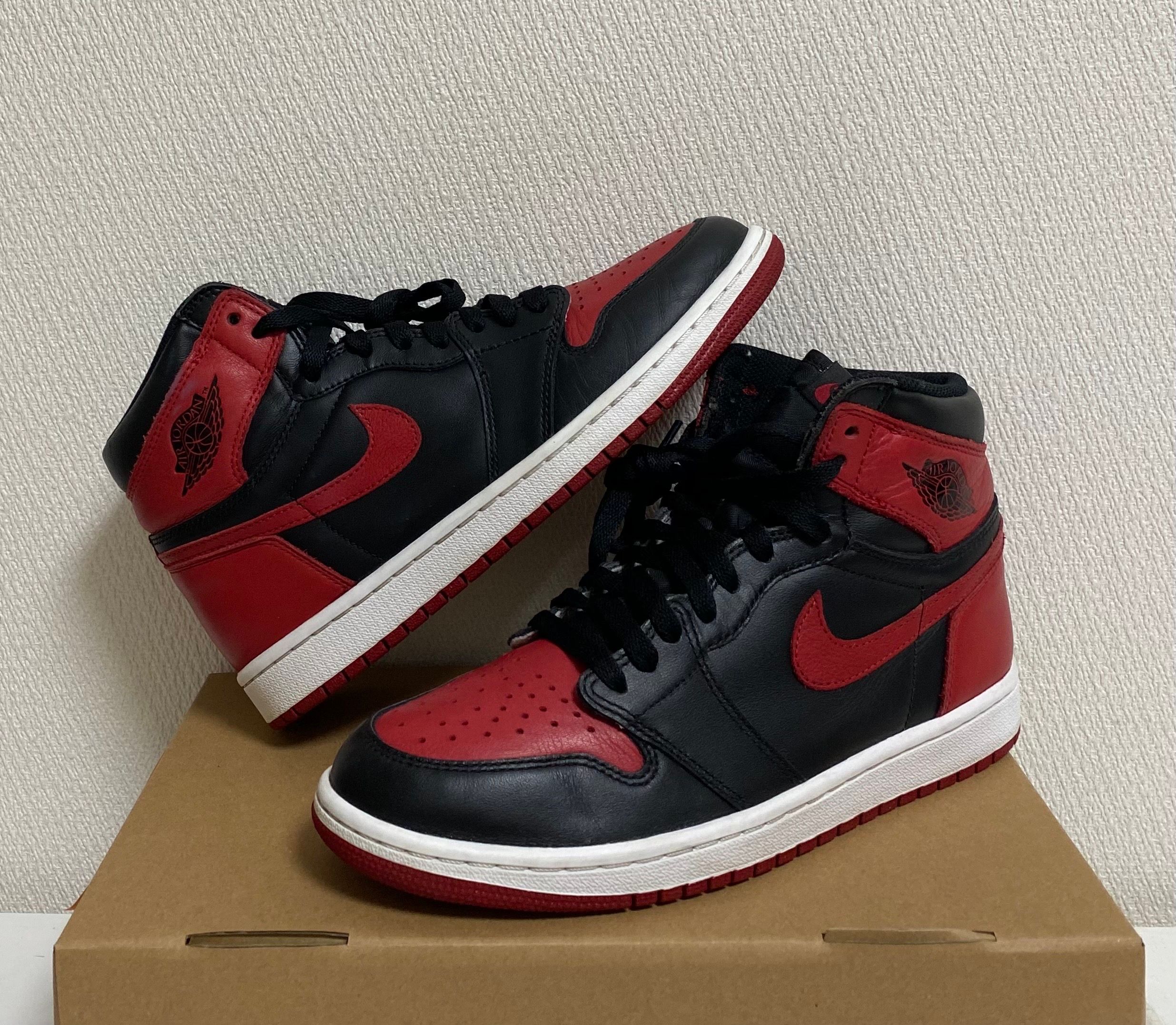 Nike Air Jordan 1 Retro High OG "Bred/Banned" (2016)