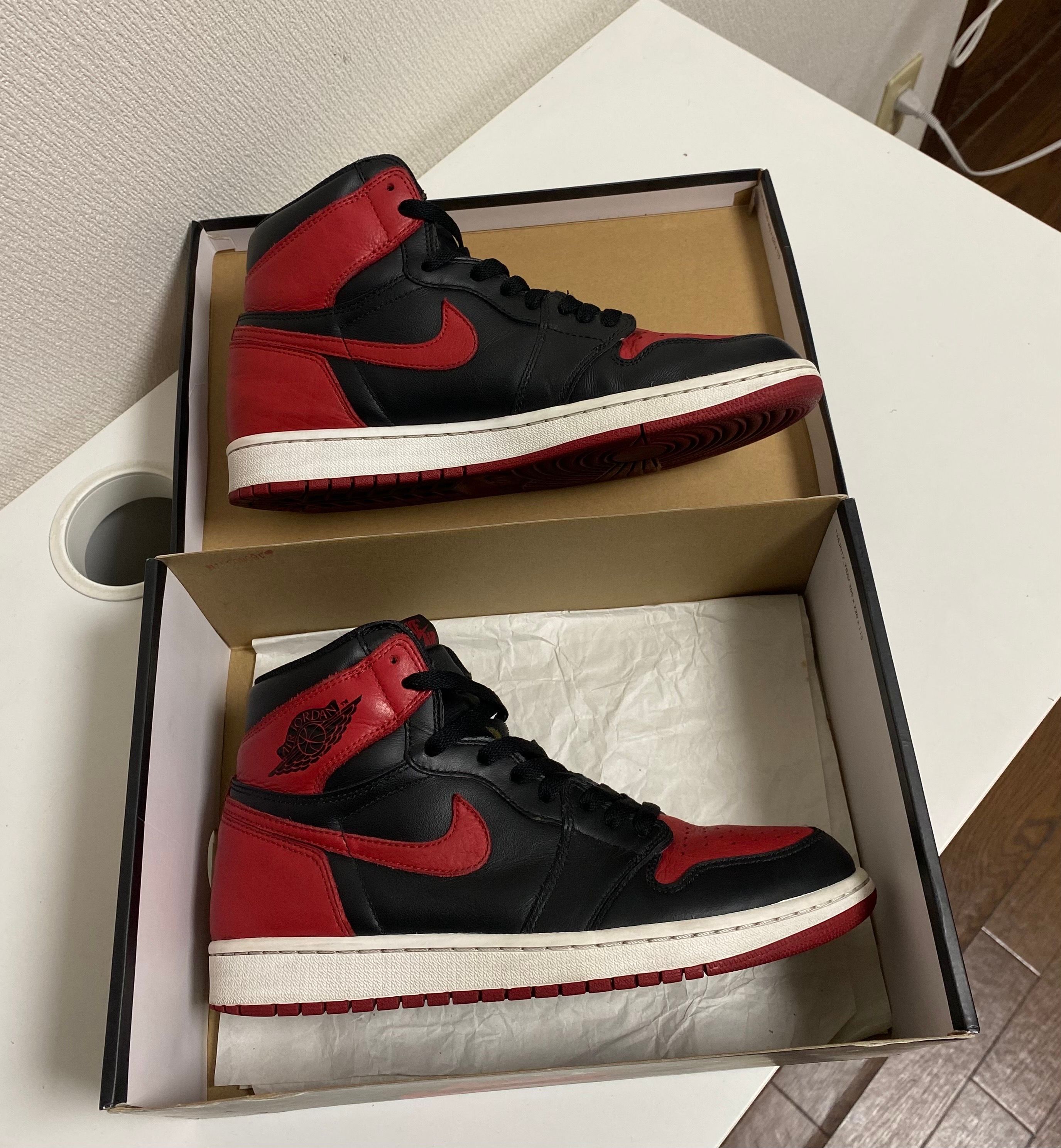 Nike Air Jordan 1 Retro High OG "Bred/Banned" (2016)