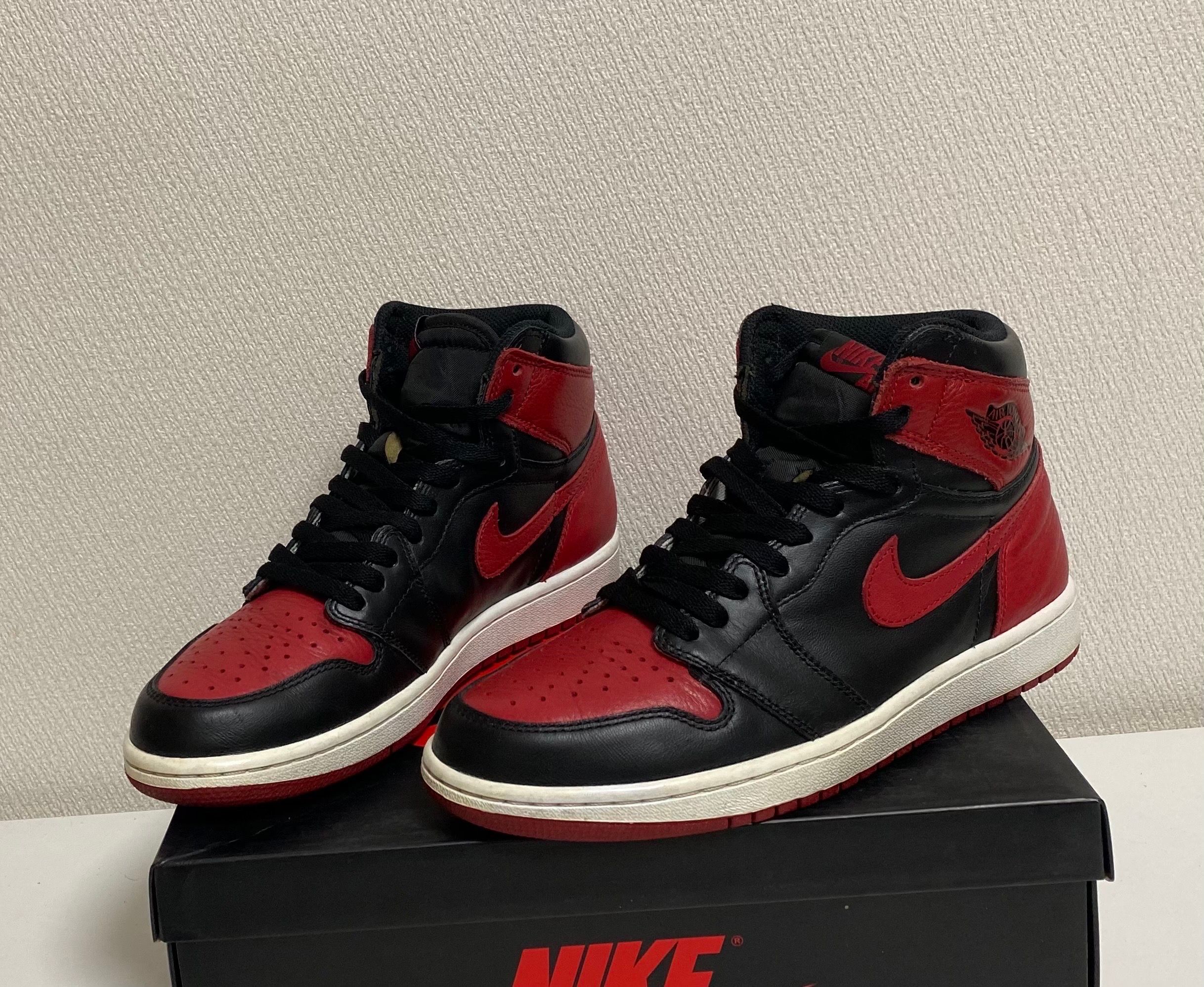 Nike Air Jordan 1 Retro High OG "Bred/Banned"