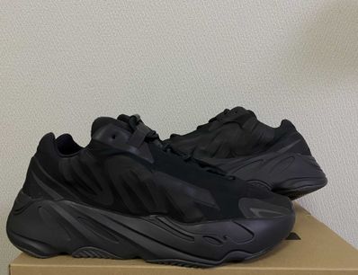 adidas YEEZY Boost 700 MNVN "Black"