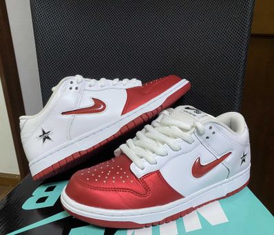 Supreme × Nike Dunk Low "Varsity Red/White"