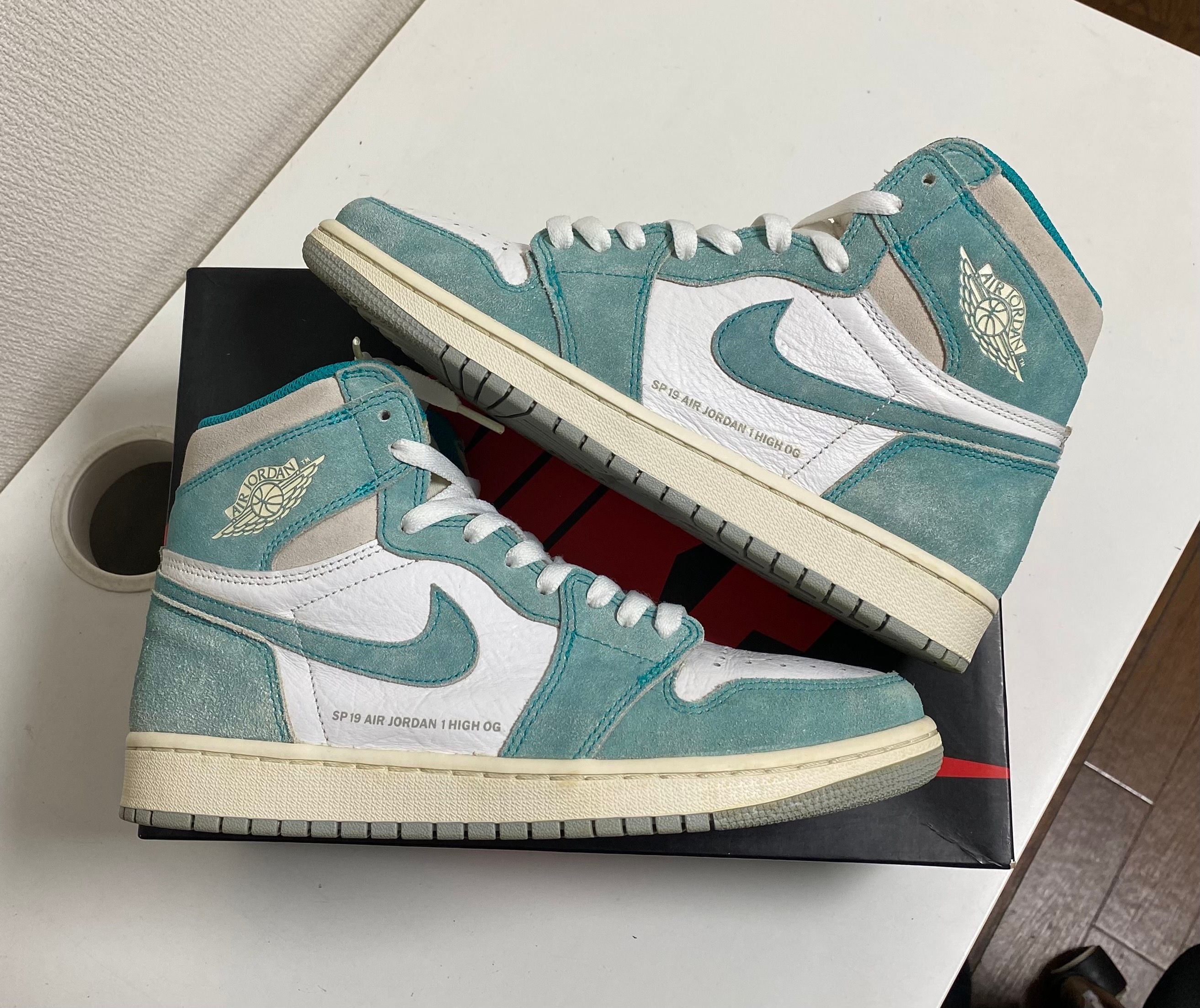 Nike Air Jordan 1 Retro High OG "Turbo Green"