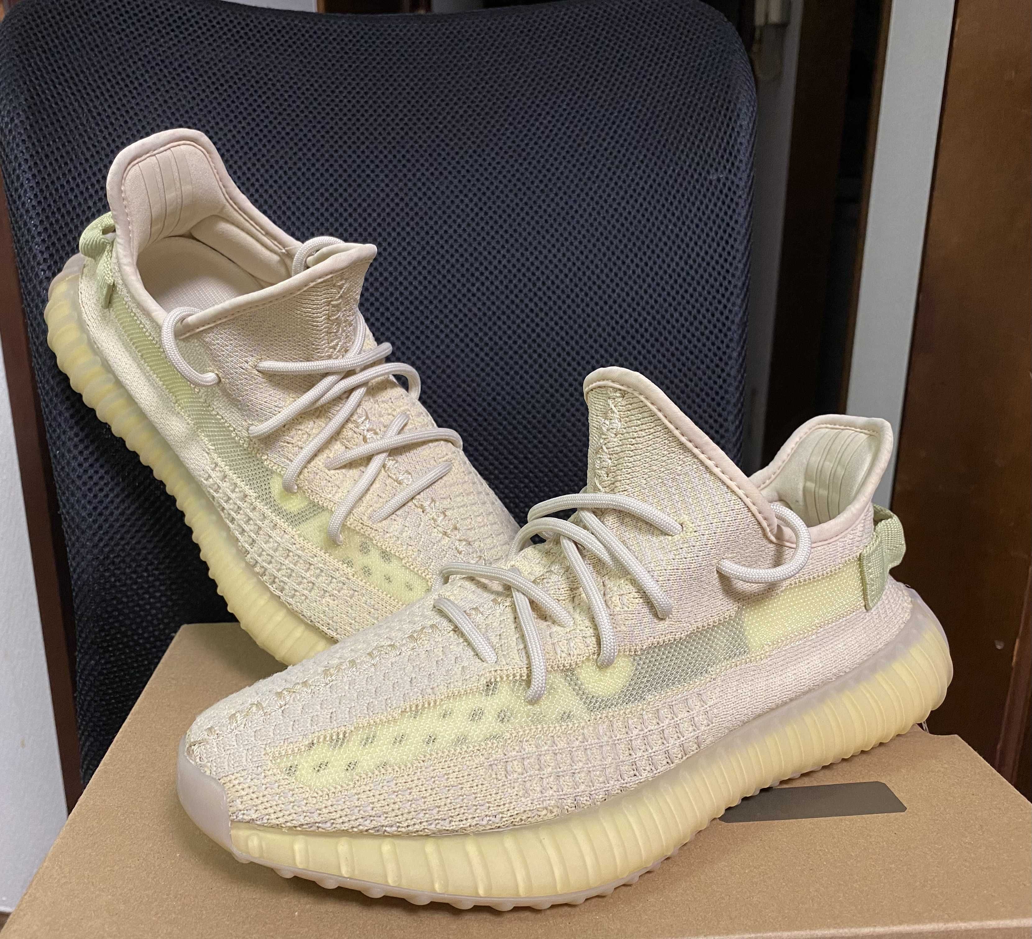 adidas YEEZY Boost 350 V2 "Flax"