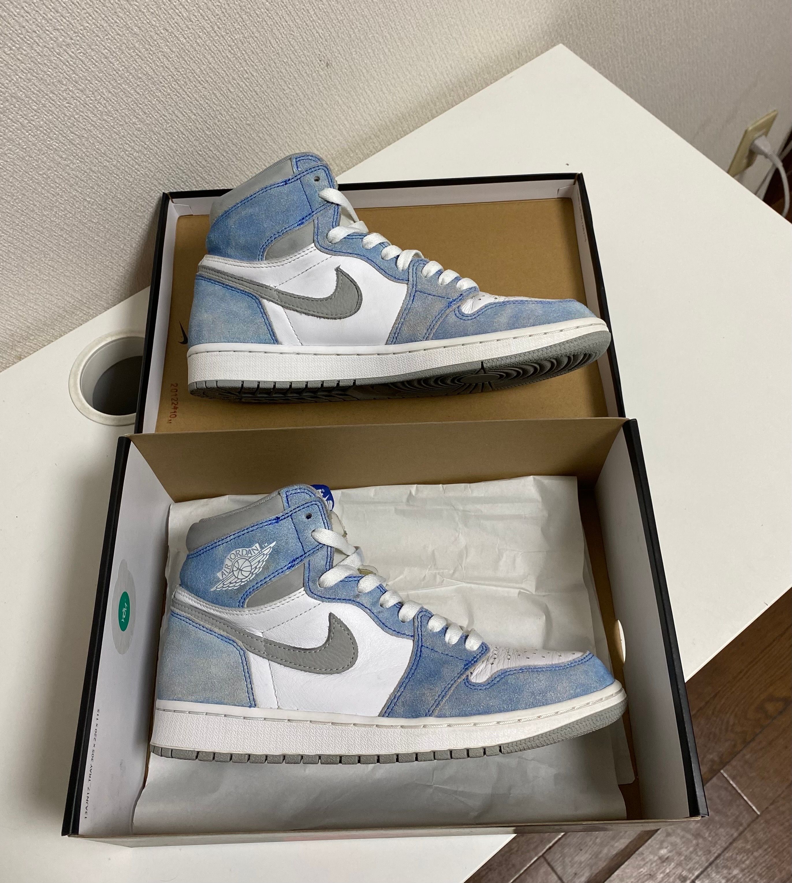Nike Air Jordan 1 High OG "Hyper Royal"