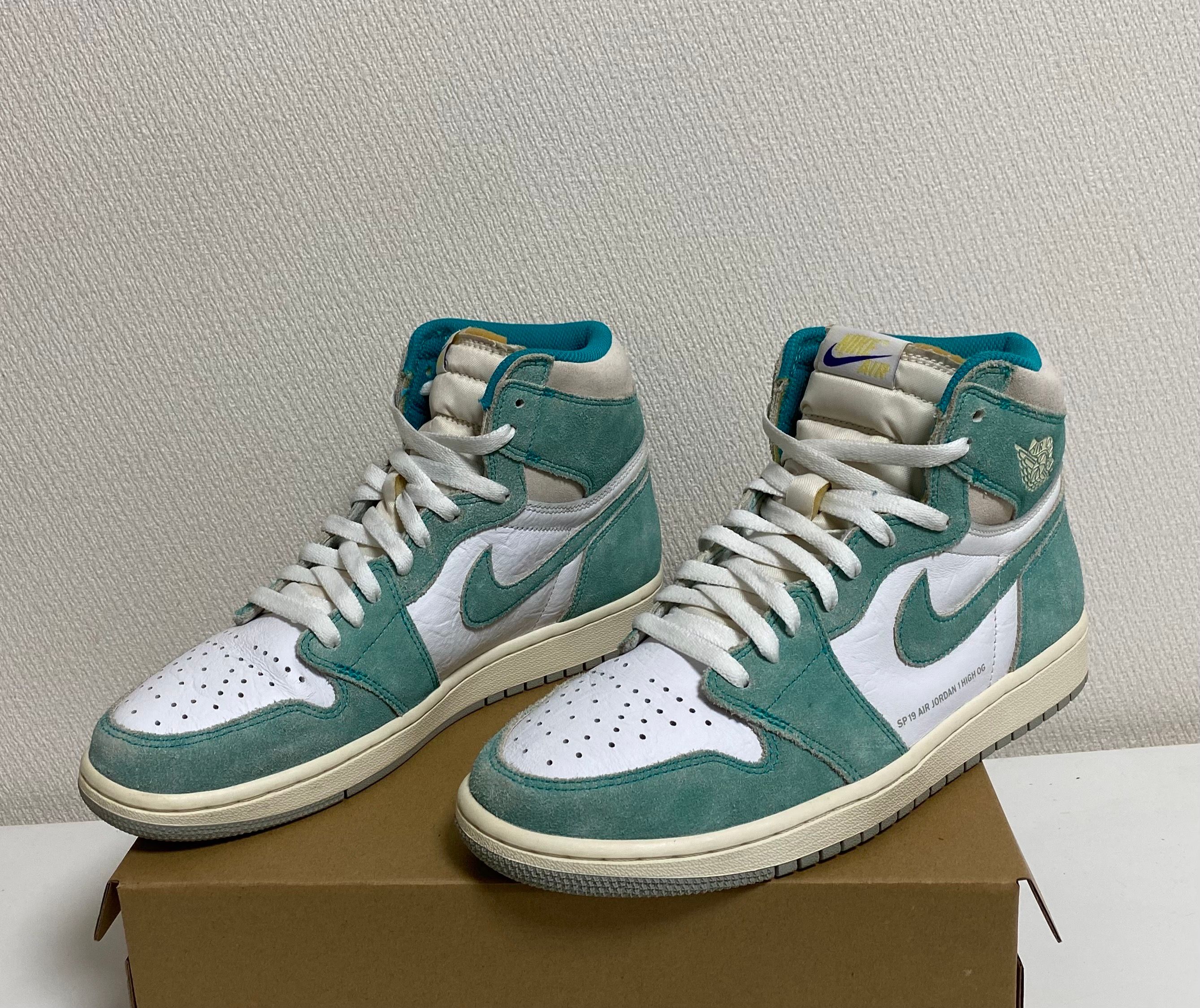 Nike Air Jordan 1 Retro High OG "Turbo Green"