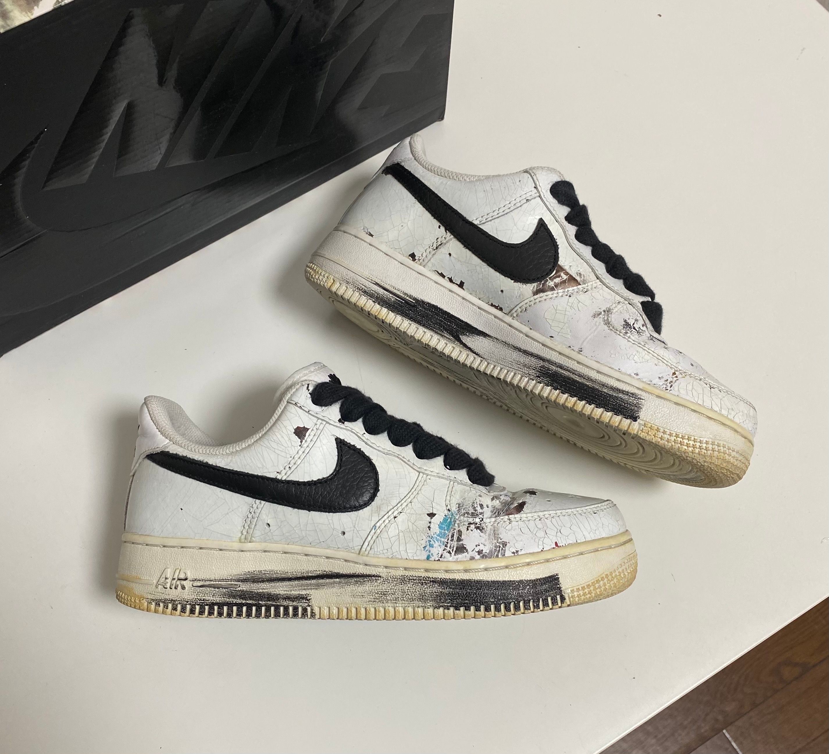 PEACEMINUSONE × Nike Air Force 1 Low "Para-noise/White/Black" / G-DRAGON