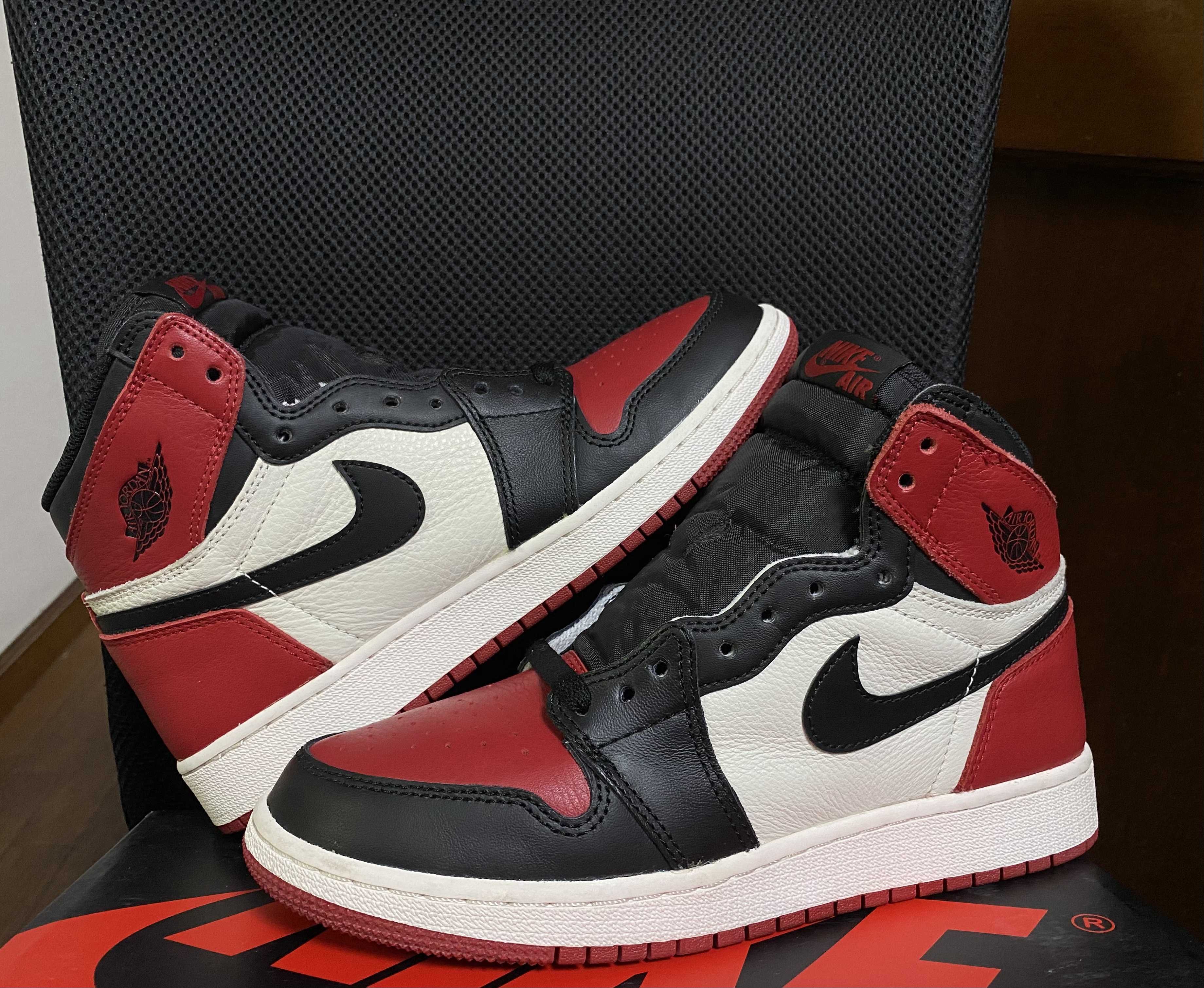 Nike GS Air Jordan 1 Retro High "Bred Toe"