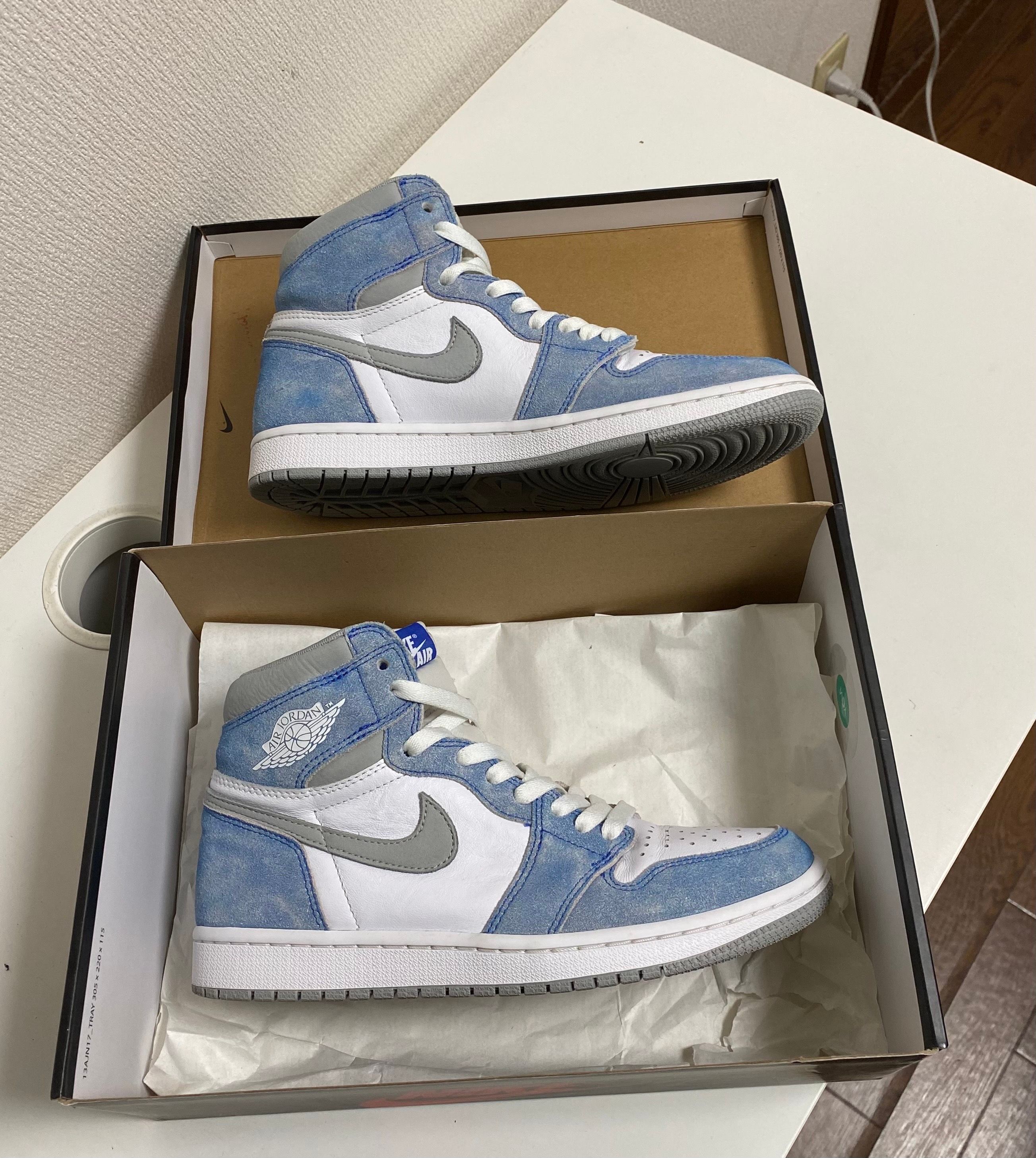 Nike Air Jordan 1 High OG "Hyper Royal"