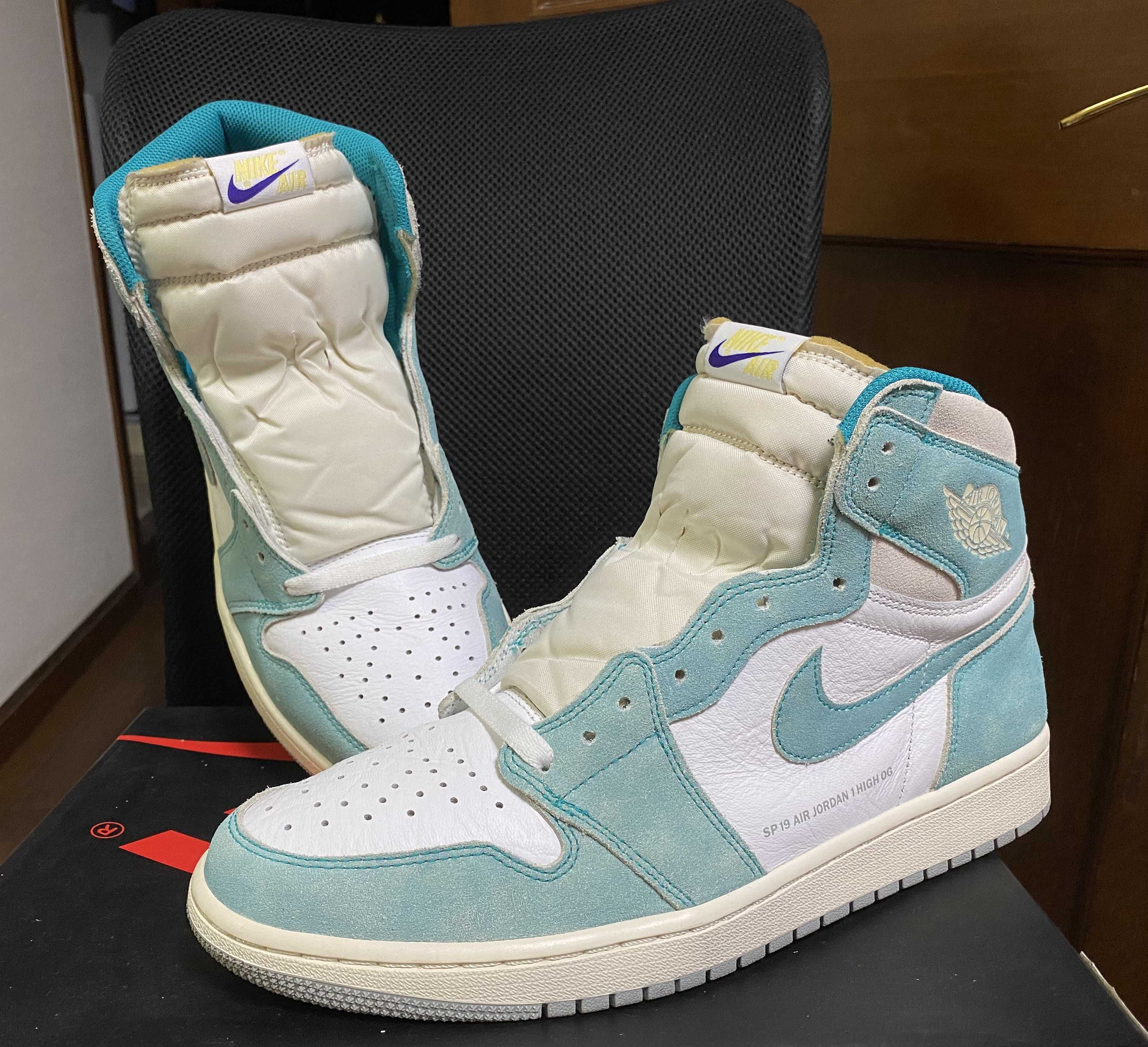 Nike Air Jordan 1 Retro High OG "Turbo Green"