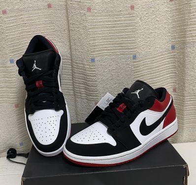 Nike Air Jordan 1 Low "Black Toe"
