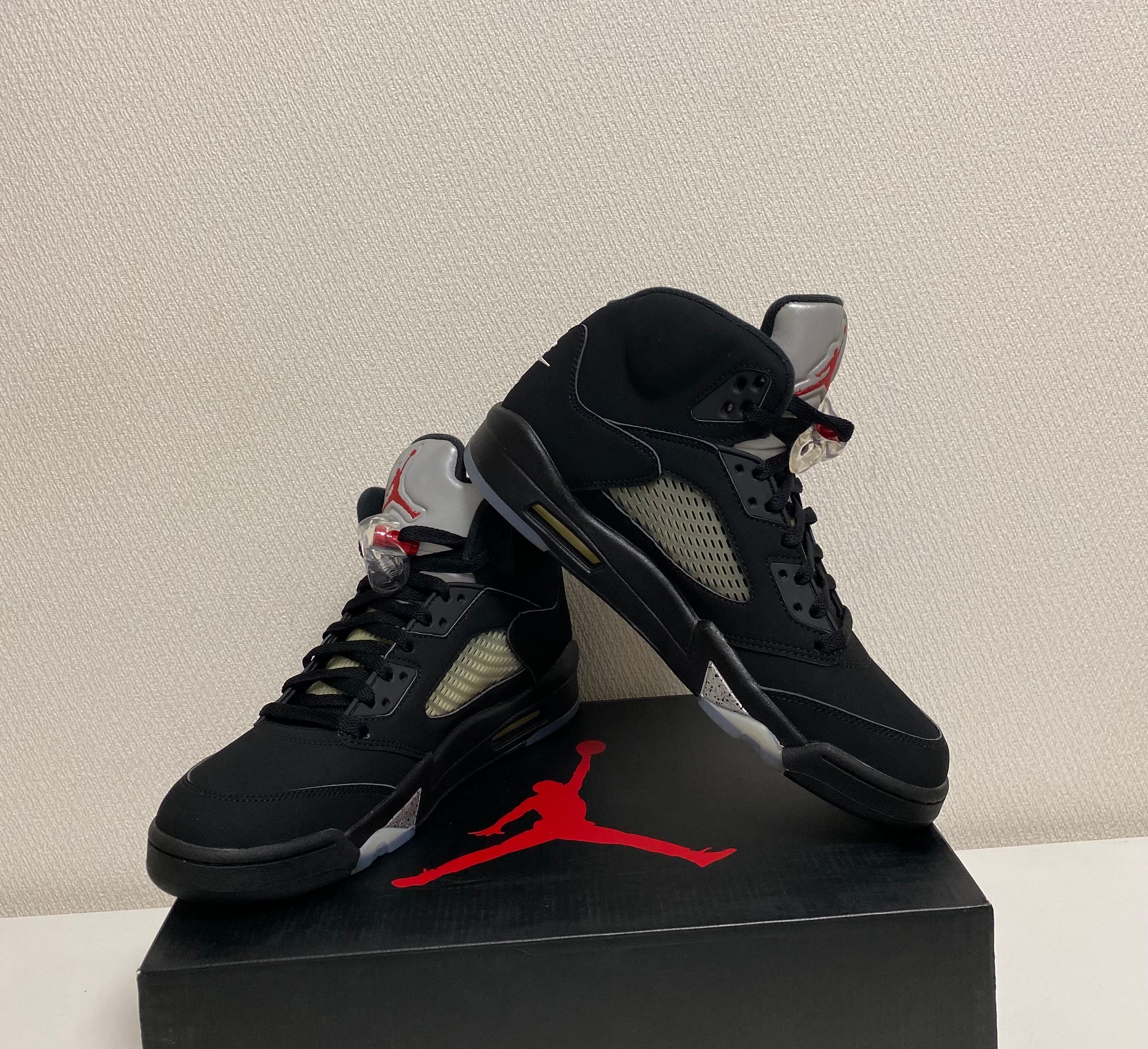 Nike Air Jordan 5 Retro OG "Black/Fire Red/Metallic Silver/White" (2016)