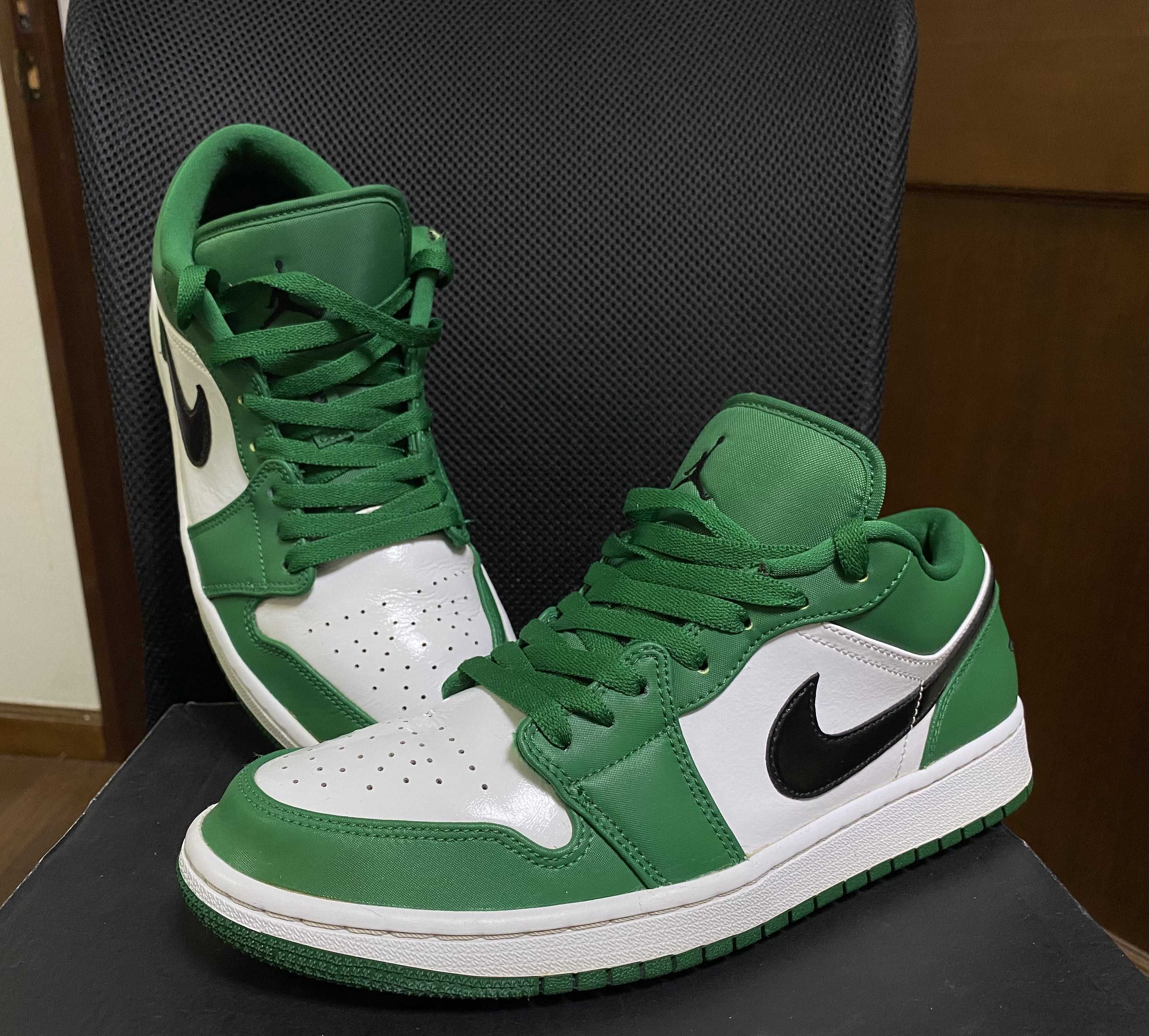 Nike Air Jordan 1 Low "Pine Green/White"