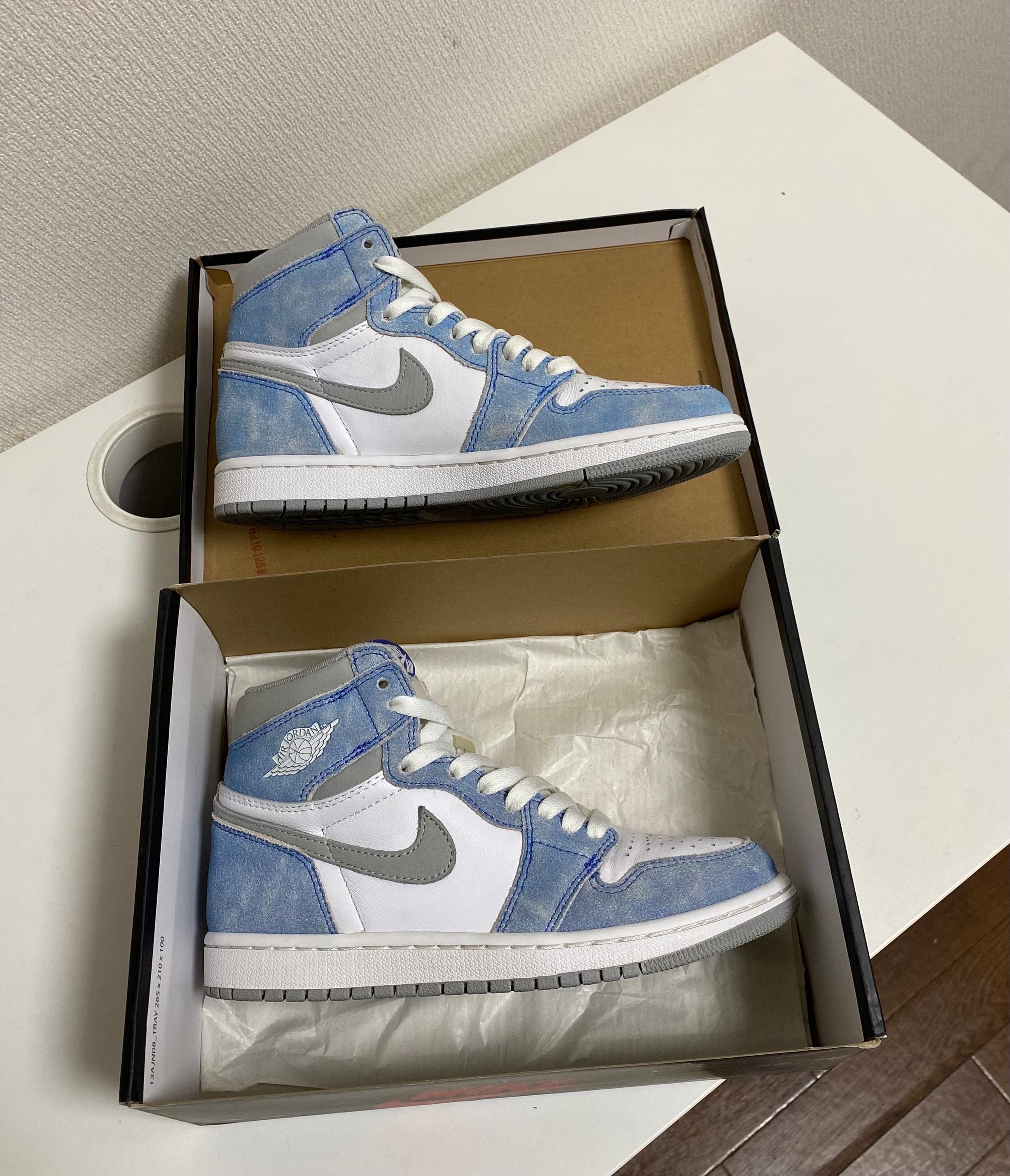 Nike Air Jordan 1 High OG "Hyper Royal"
