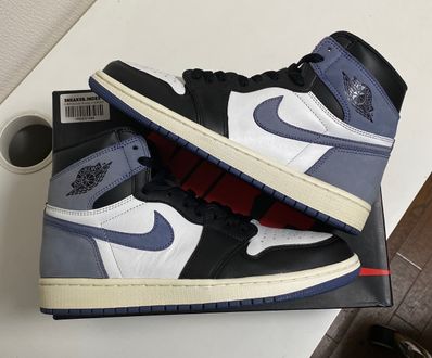 Air jordan sales 1 blue moon