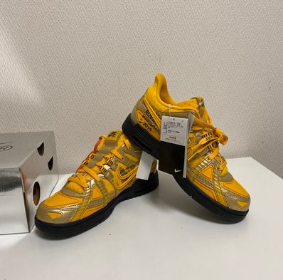 Off-White × Nike Air Rubber Dunk "University Gold"