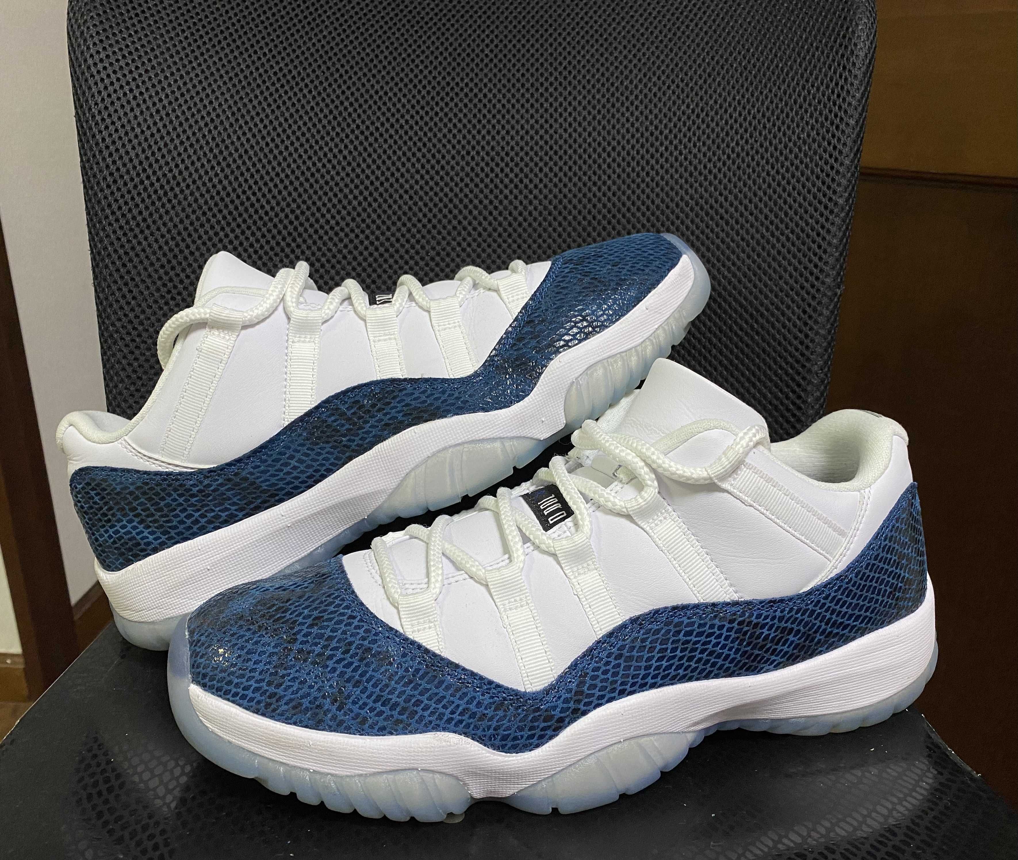AIR JORDAN 11 LOW "SNAKESKIN"