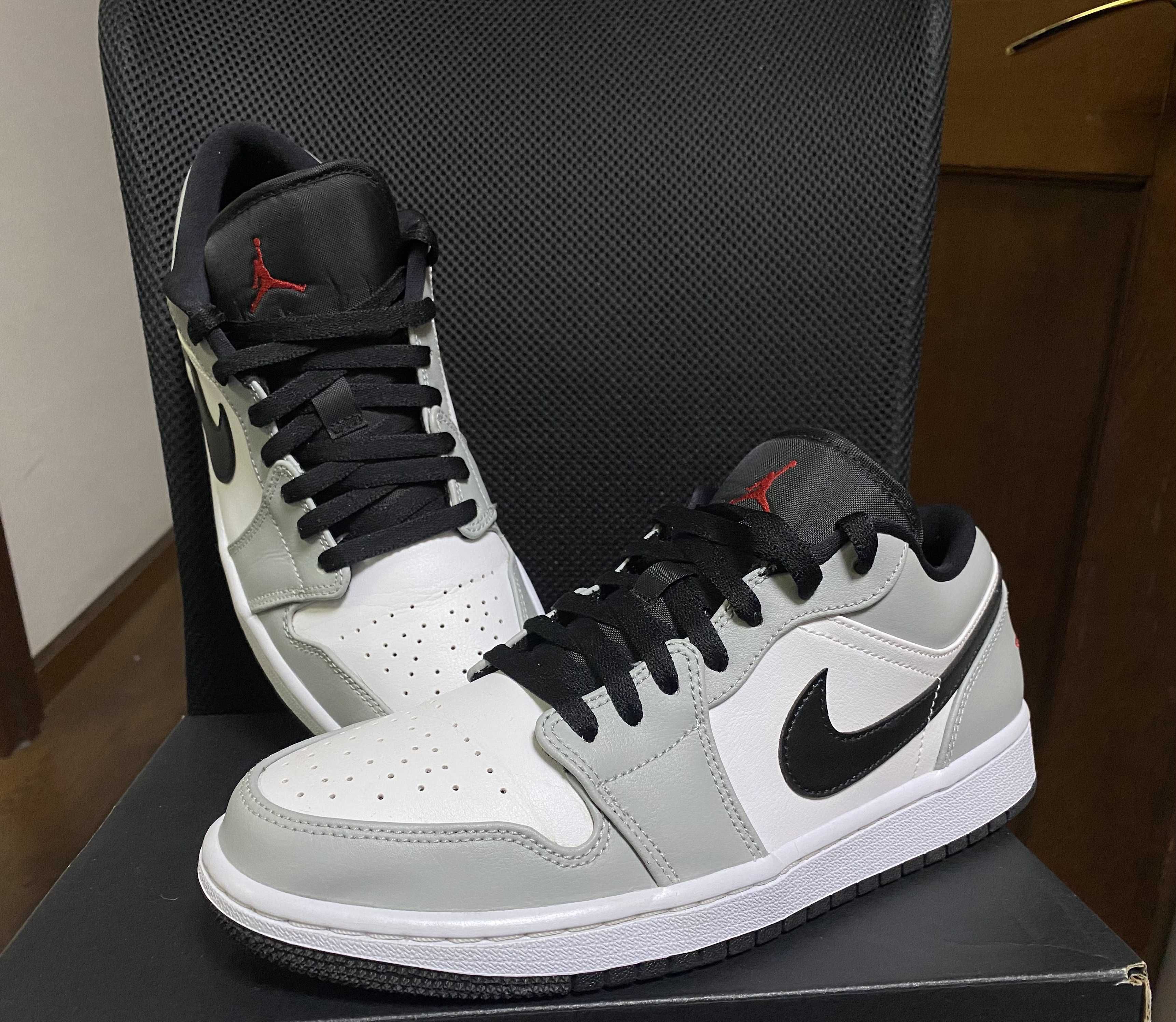 NIKE AIR JORDAN 1 LOW "LIGHT SMOKE GREY"