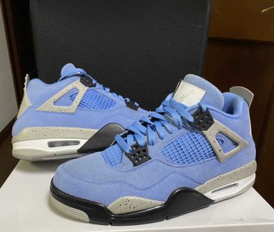 Nike Air Jordan 4 "University Blue"