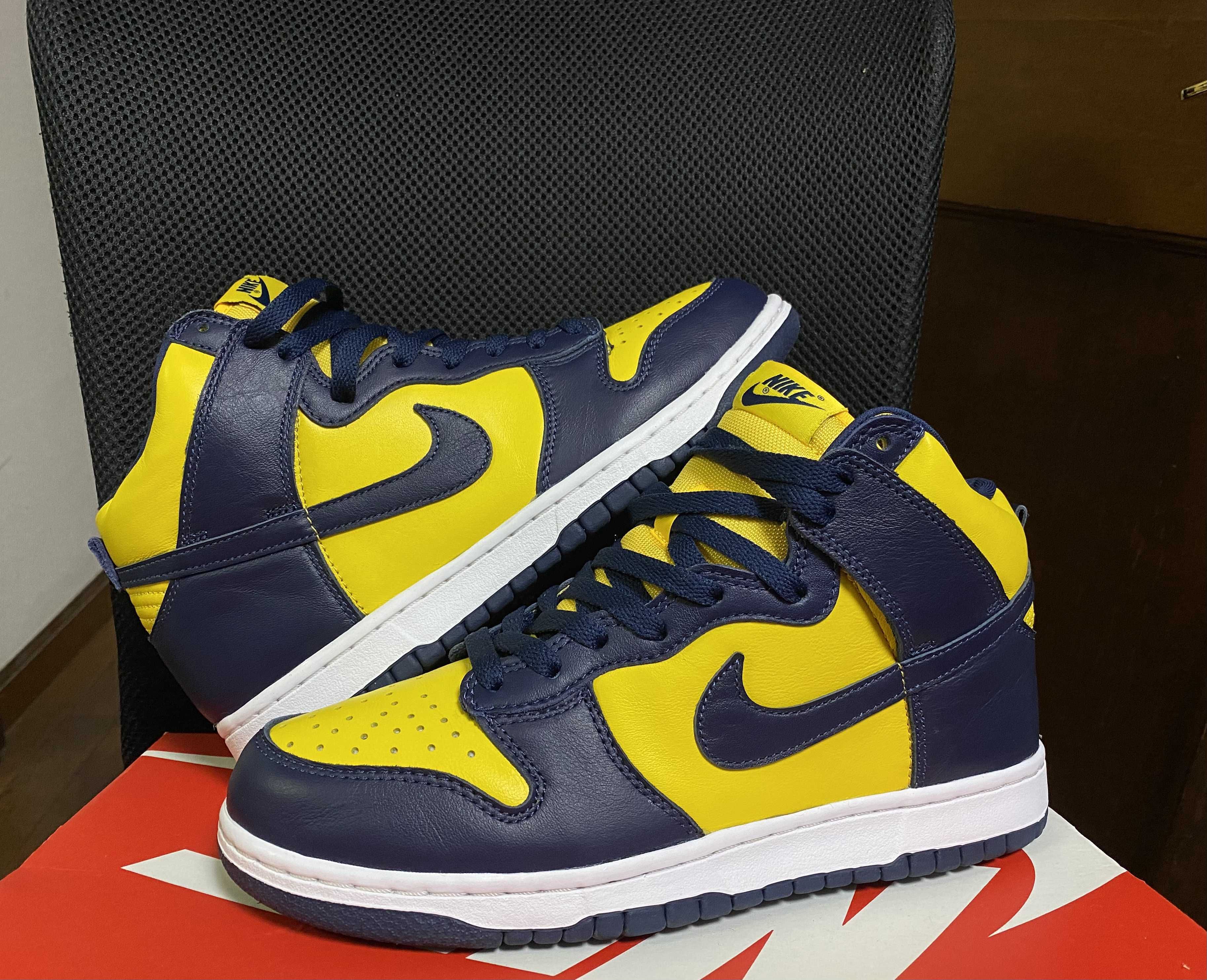 Nike Dunk High "Michigan"