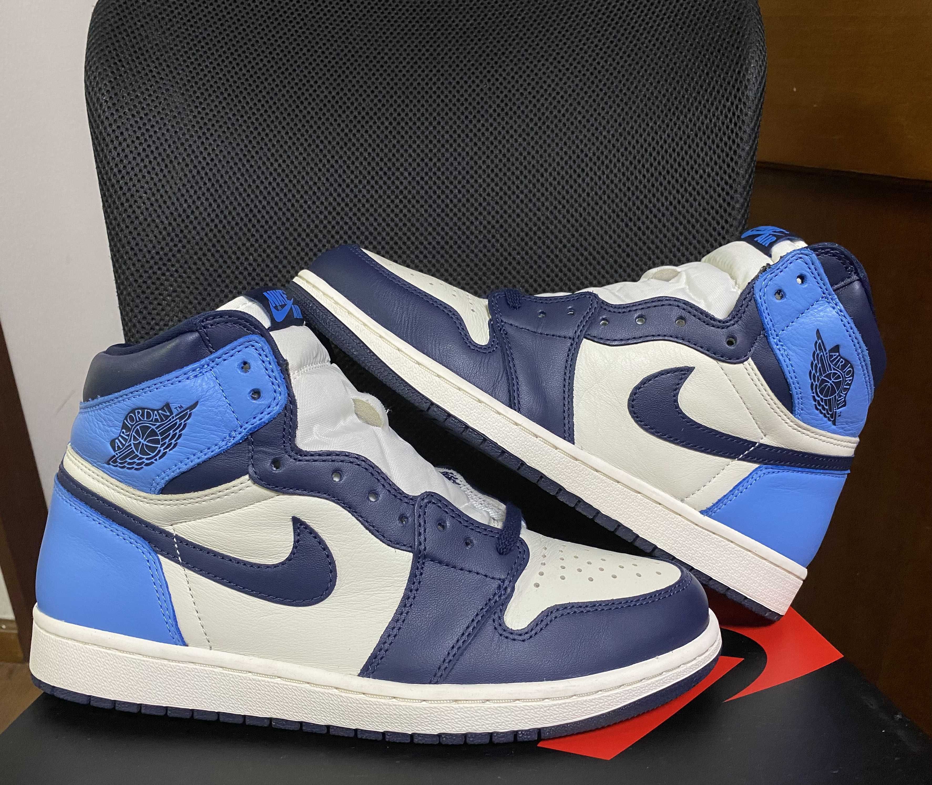 Nike Air Jordan 1 Retro High OG "Obsidian/University Blue"