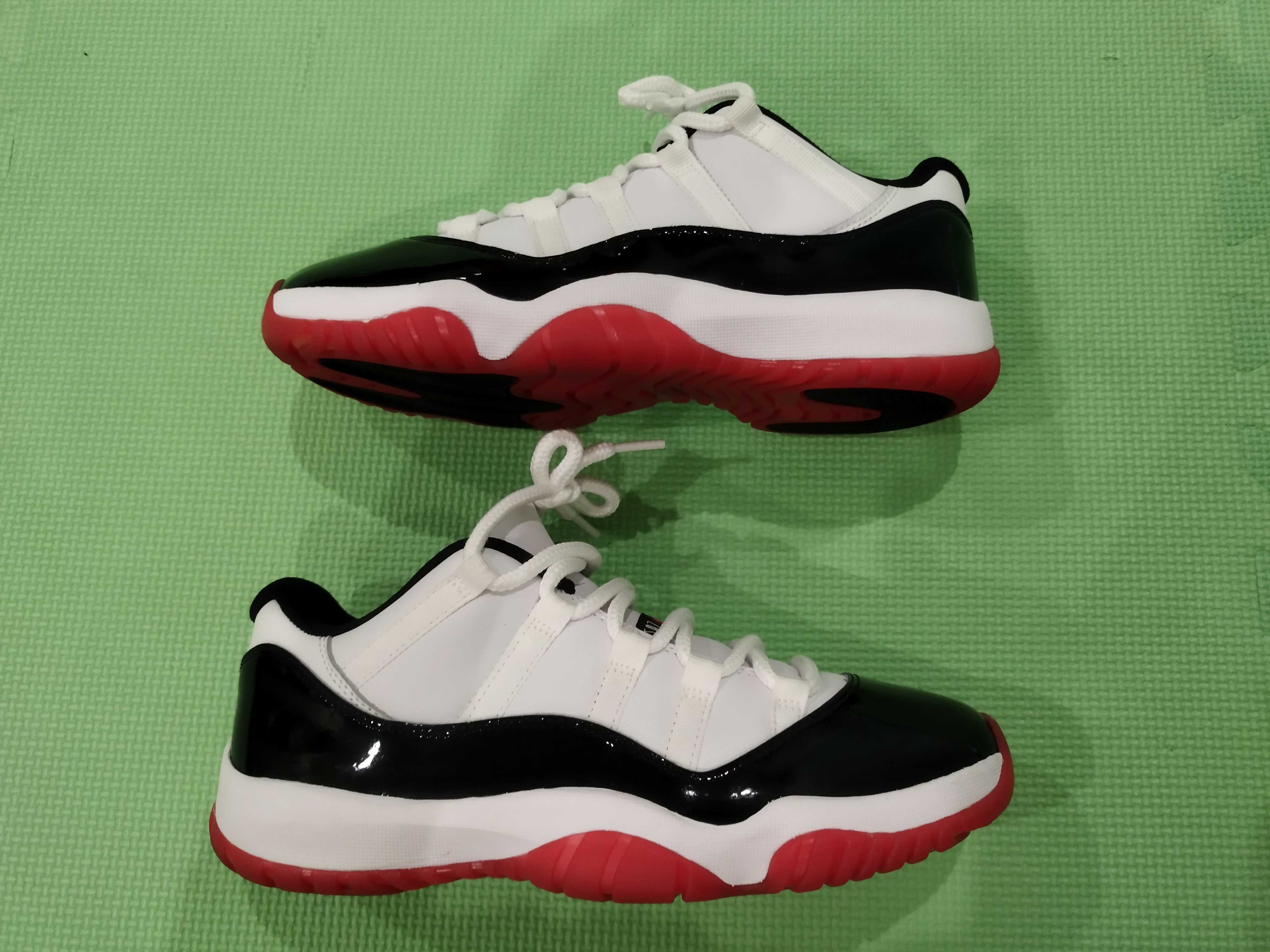 Nike Air Jordan 11 Low "Gym Red"