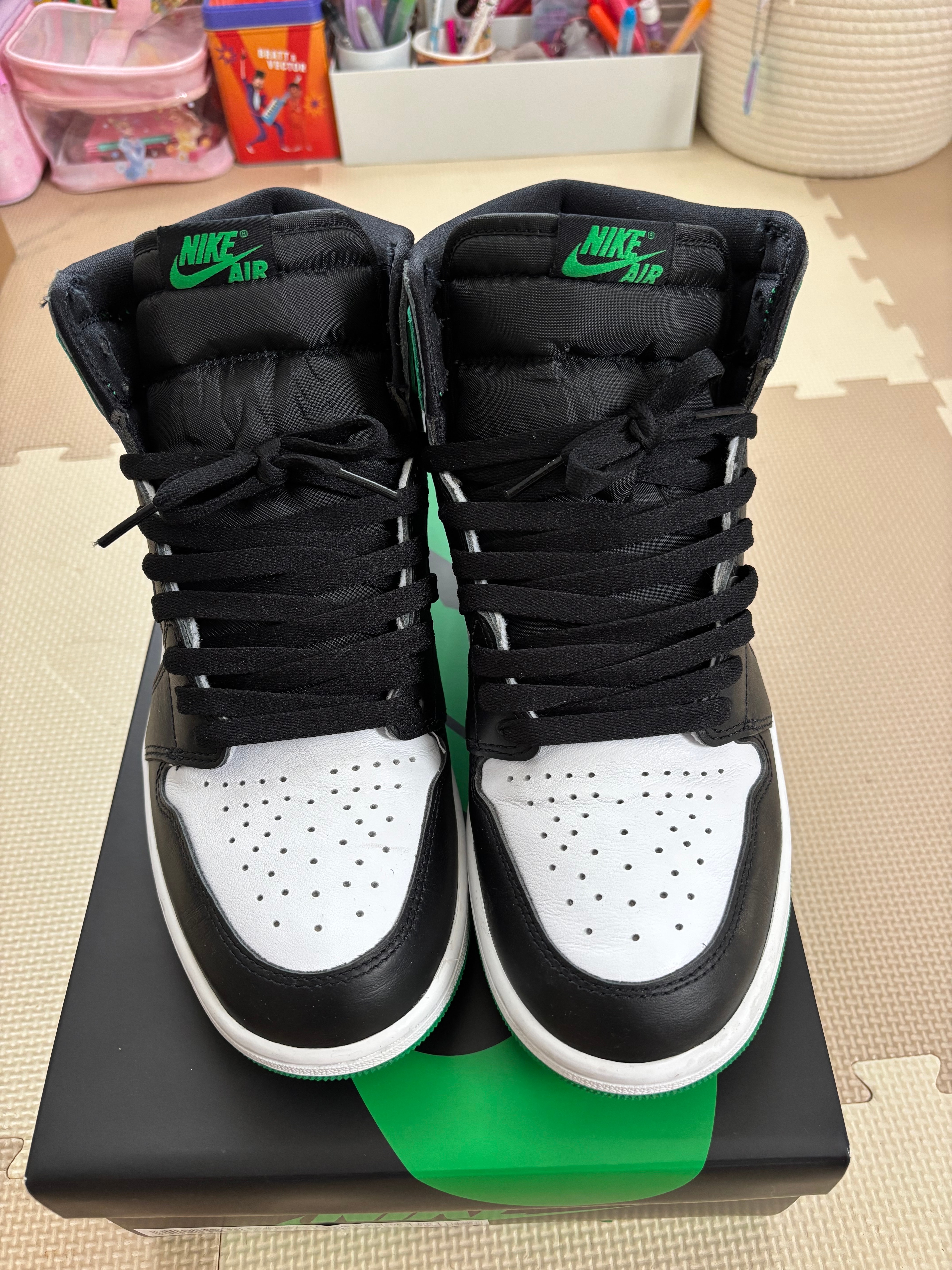 Nike Air Jordan 1 Retro High OG "Celtics/Black and Lucky Green" (2023)