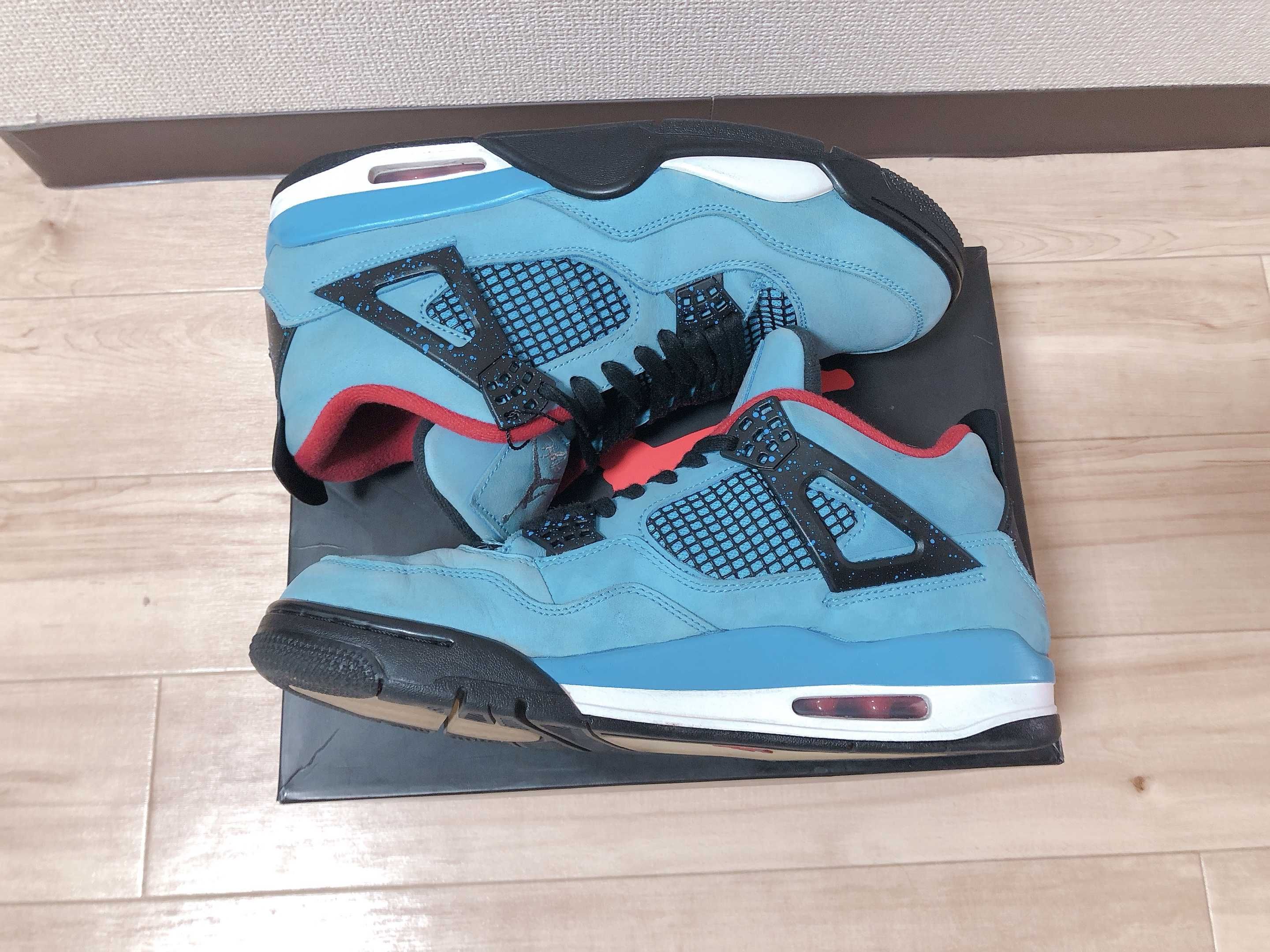 Travis Scott × Nike Air Jordan 4 Retro Cactus Jack "University Blue"