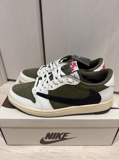 Travis Scott × Nike Air Jordan 1 Low OG SP "Reverse Olive"