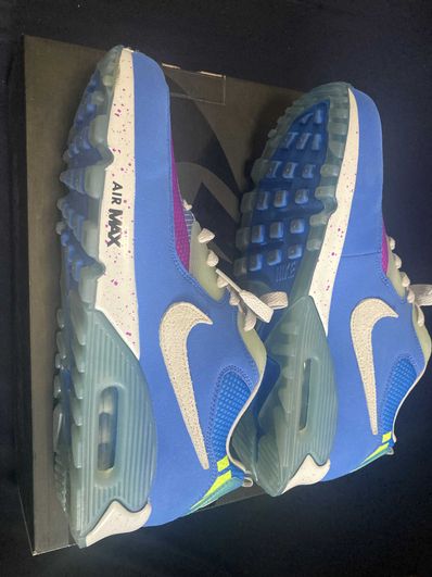 UNDEFEATED × Nike Air Max 90 "Blue/Purple"