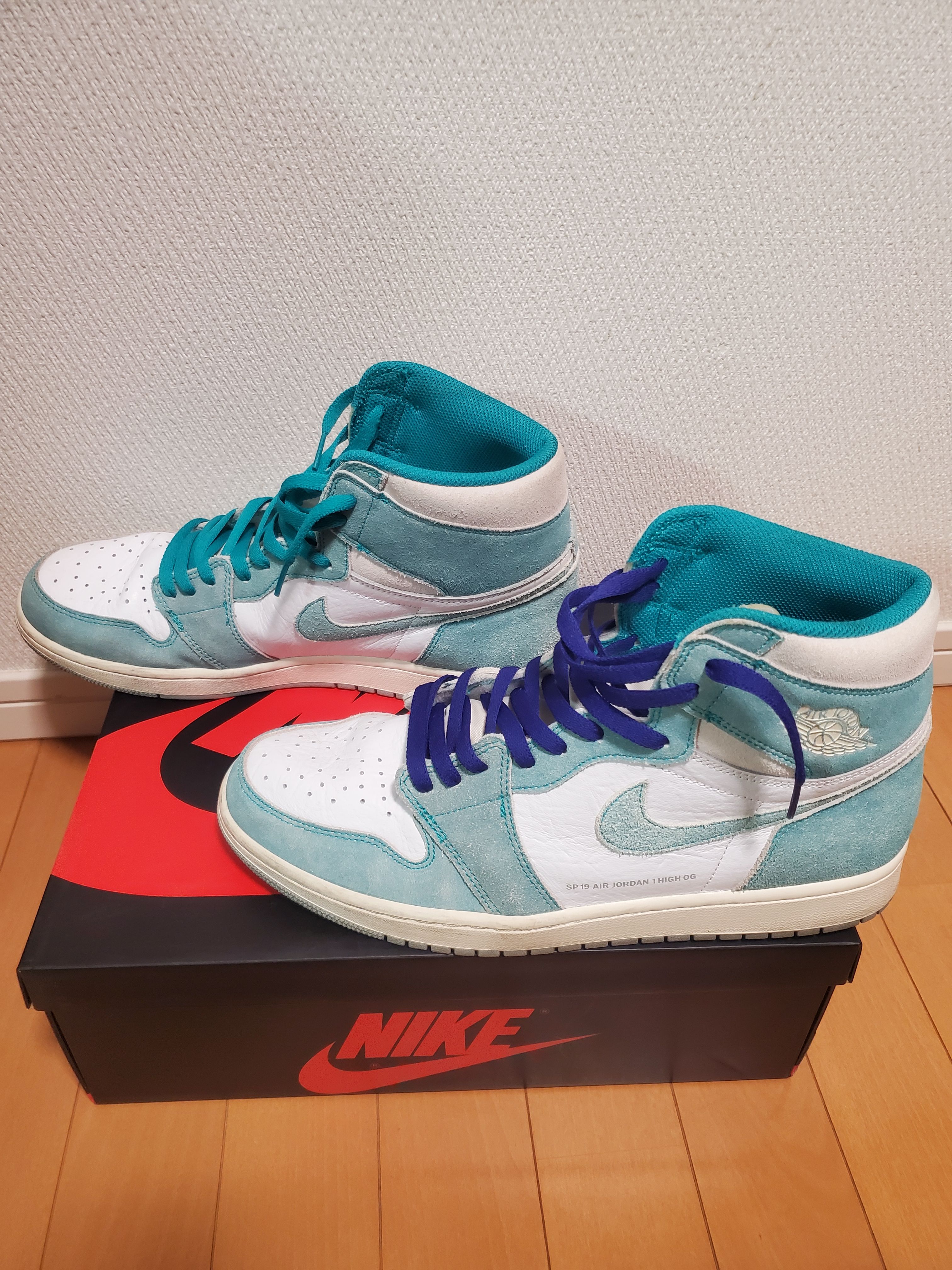 Nike Air Jordan 1 Retro High OG "Turbo Green"
