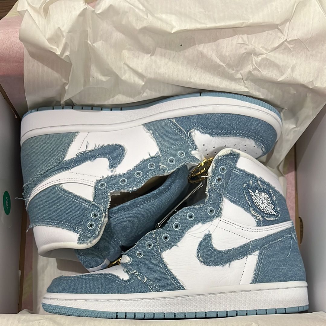 Nike Women's Air Jordan 1 High OG "Denim"
