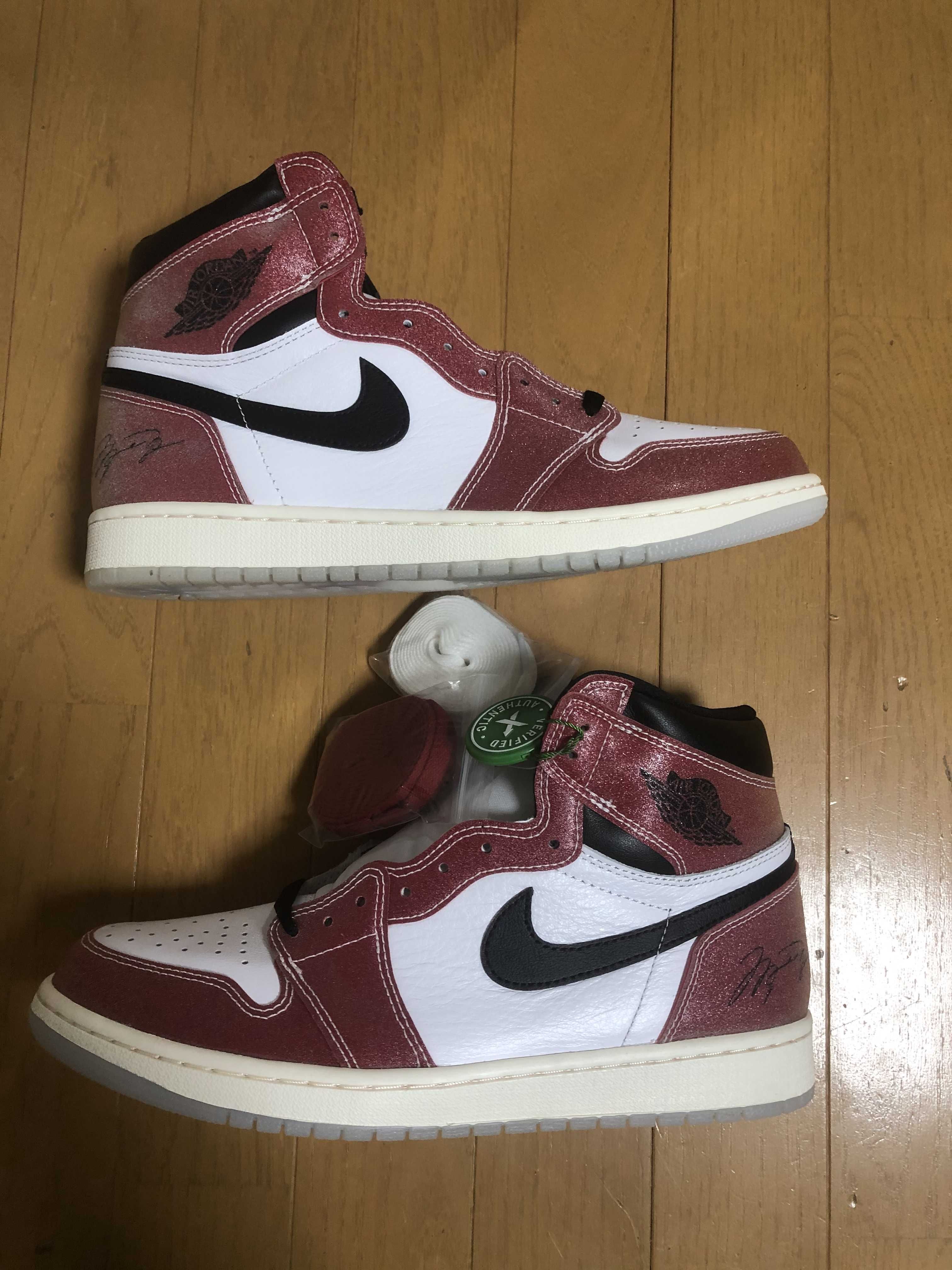 Trophy Room × Nike Air Jordan 1 High OG "Chicago"
