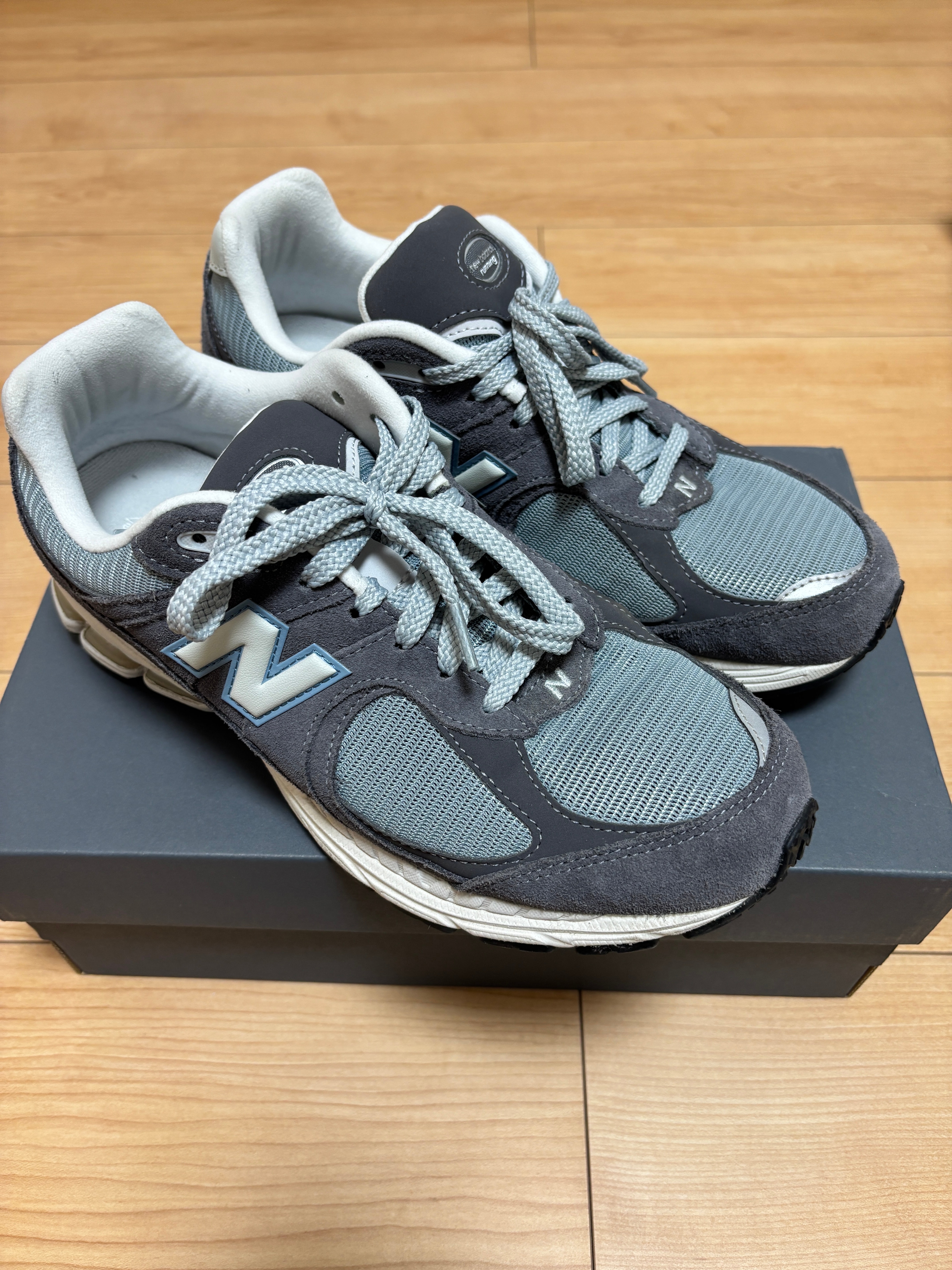 2002/NEW BALANCE 中古フリマ(通販) | スニーカーフリマ(通販) スニダン