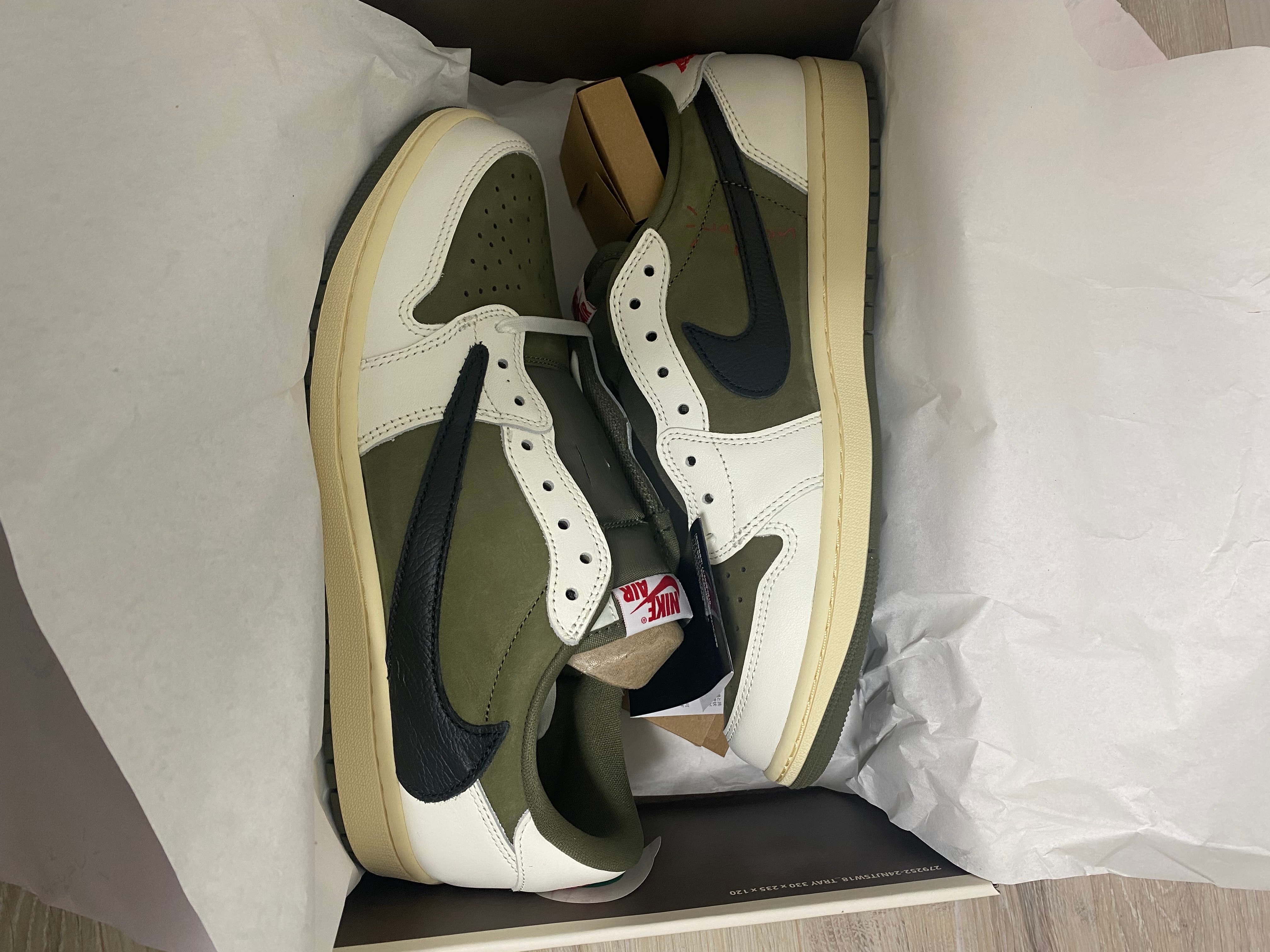 Travis Scott × Nike Air Jordan 1 Low OG SP "Reverse Olive"