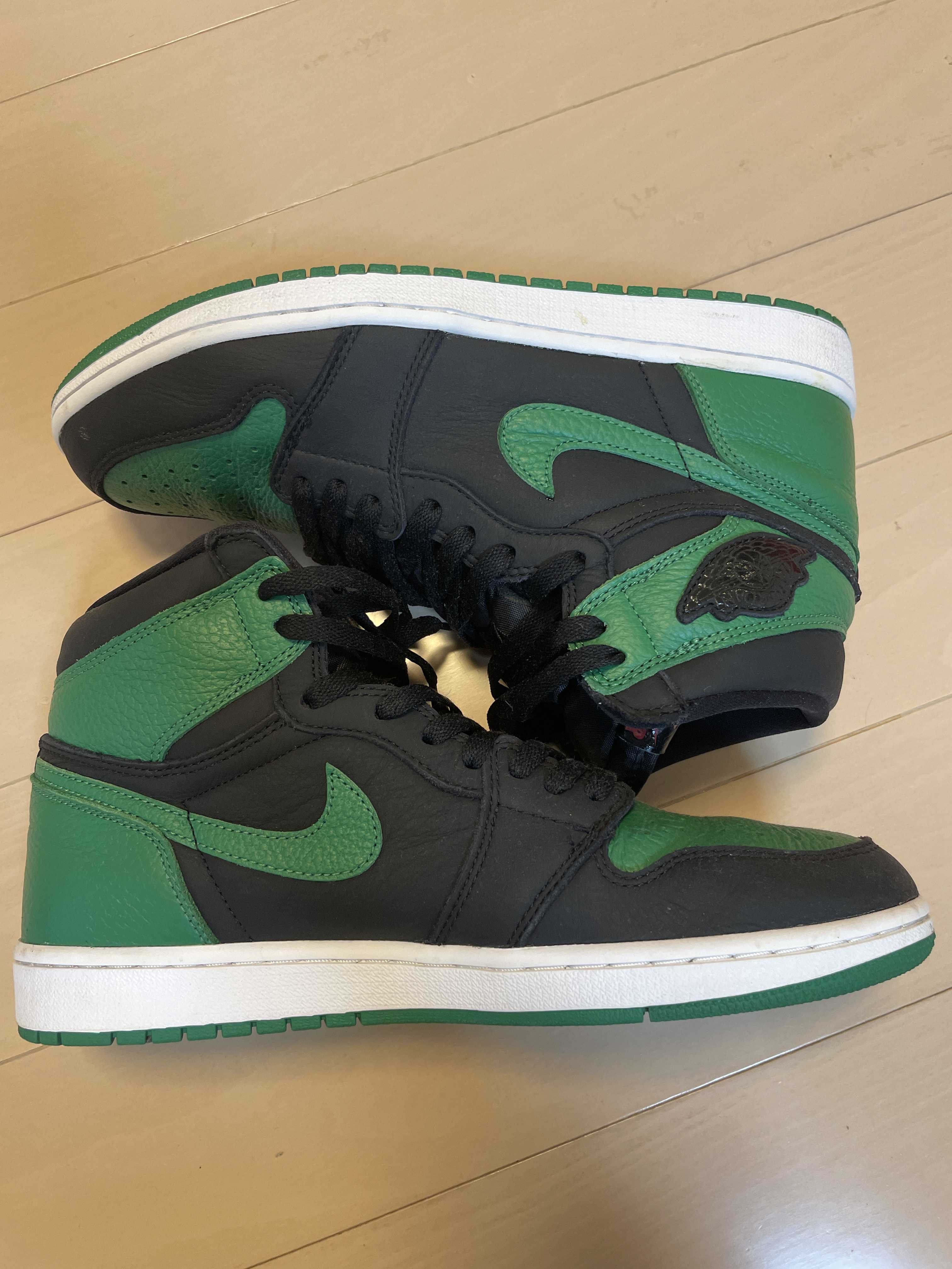 Nike Air Jordan 1 Retro High OG "Black/Pine Green" (2020)      