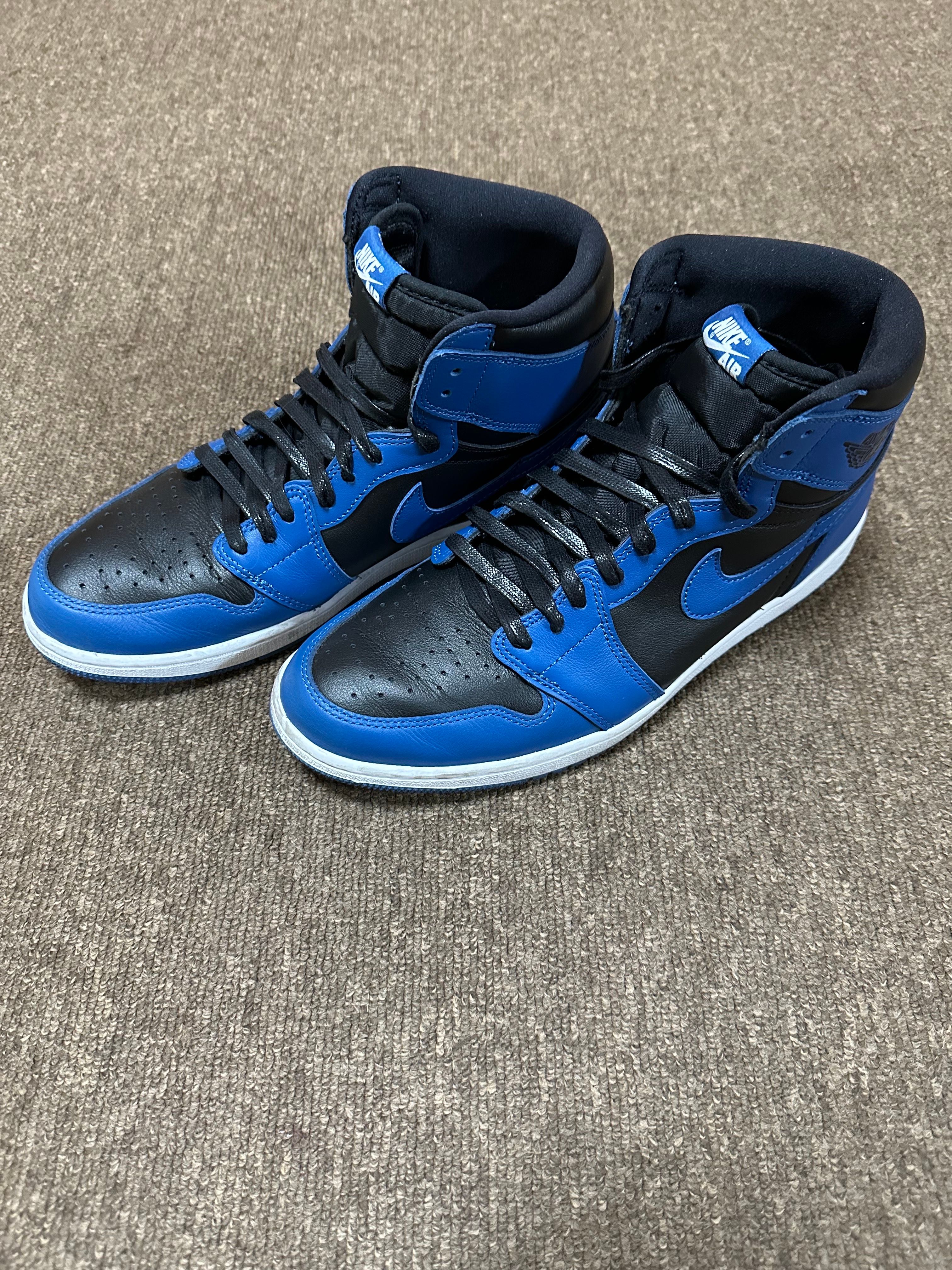 Nike Air Jordan 1 Retro High OG "Dark Marina Blue"