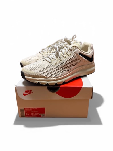 Stussy × Nike Air Max 2013 "Fossil"