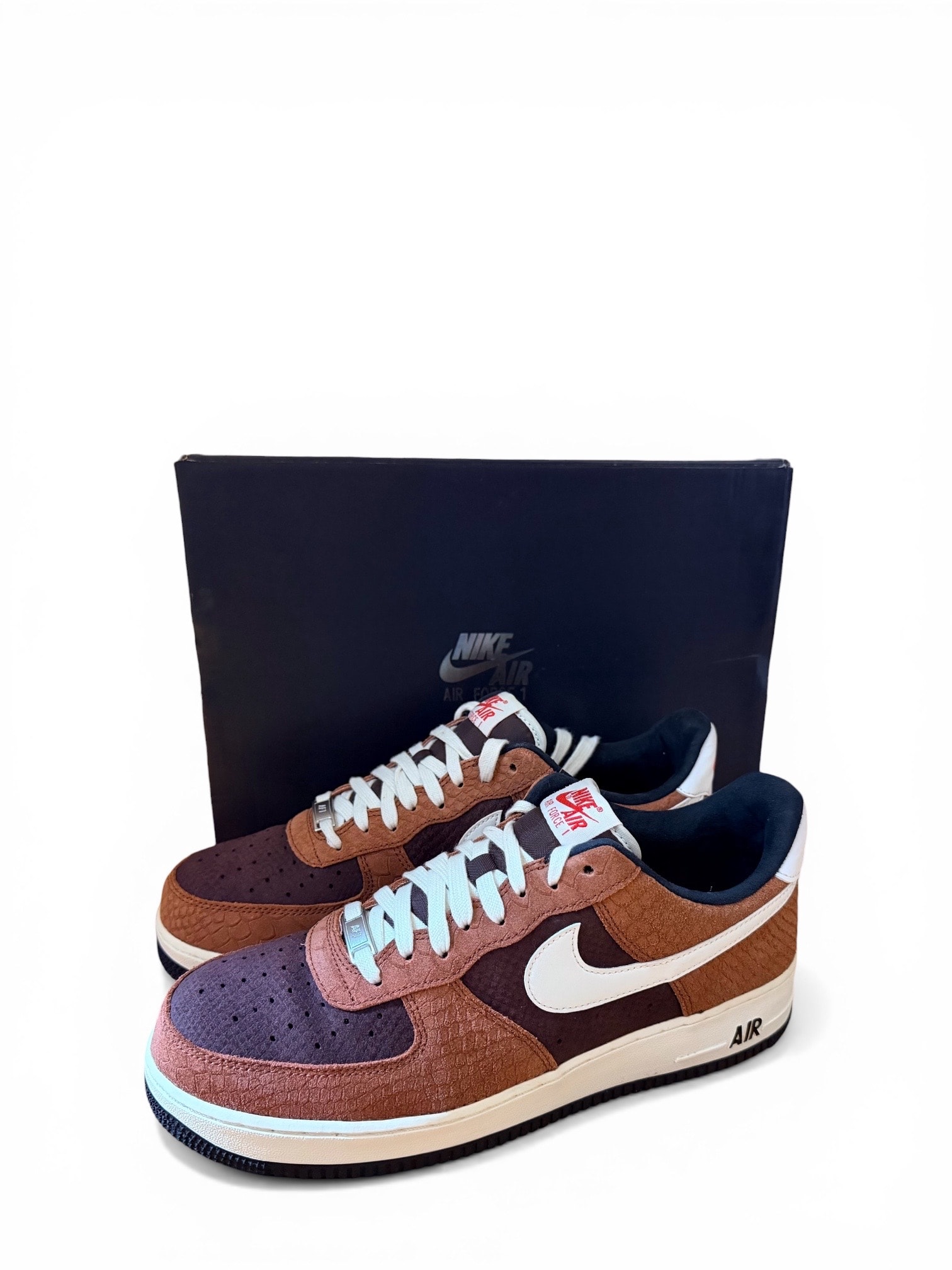 Nike Air Force 1 Low "Red Bark"