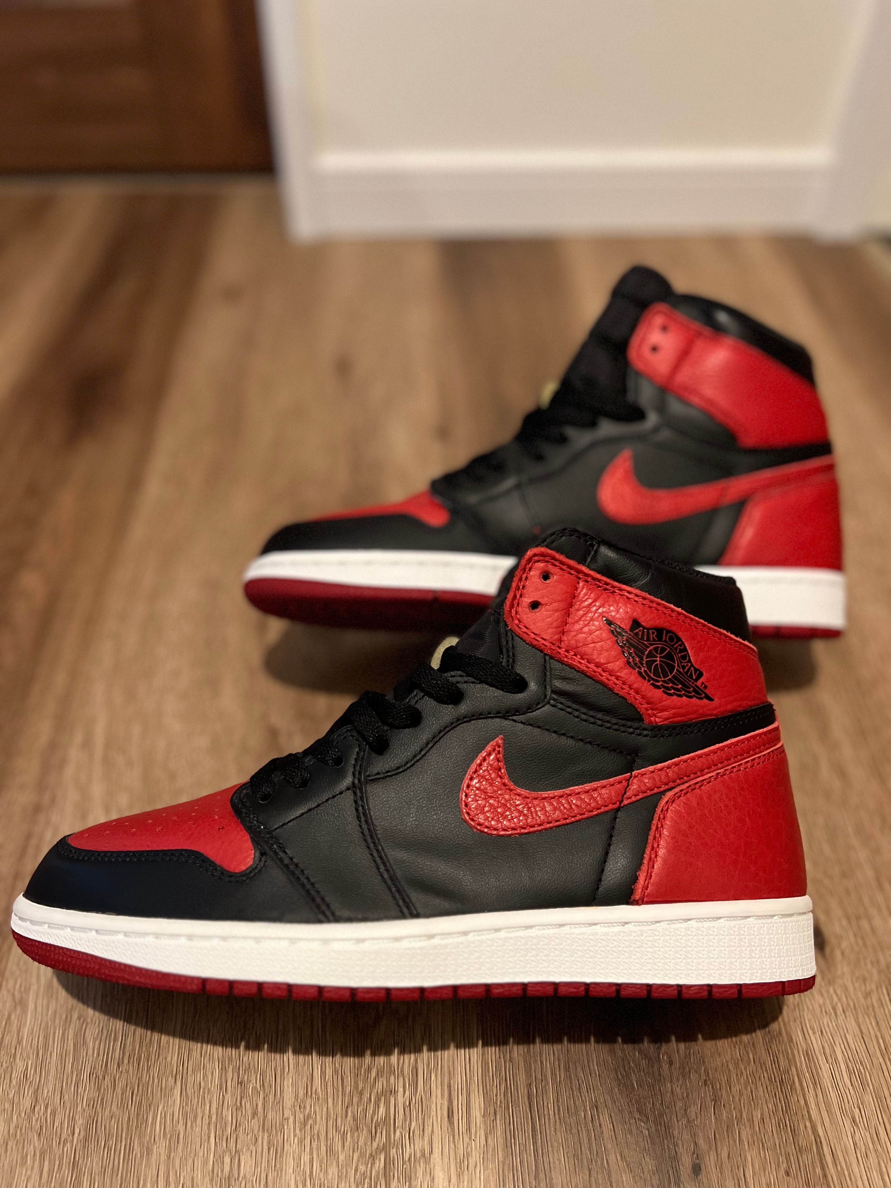 Nike Air Jordan 1 Retro High OG "Bred/Banned"