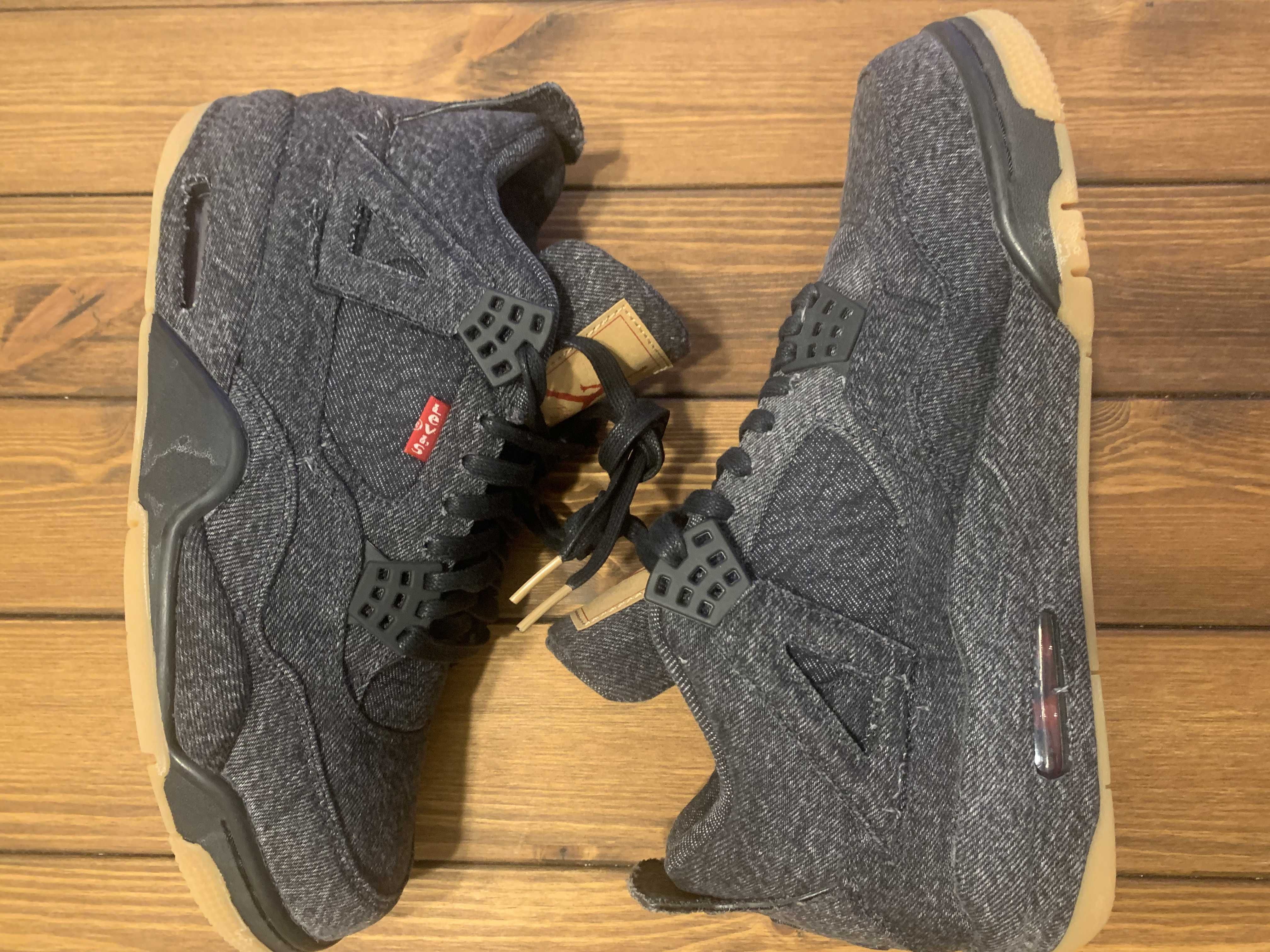 Nike × Levi's Air Jordan 4 "Black Denim" (Tag: LEVIS®)