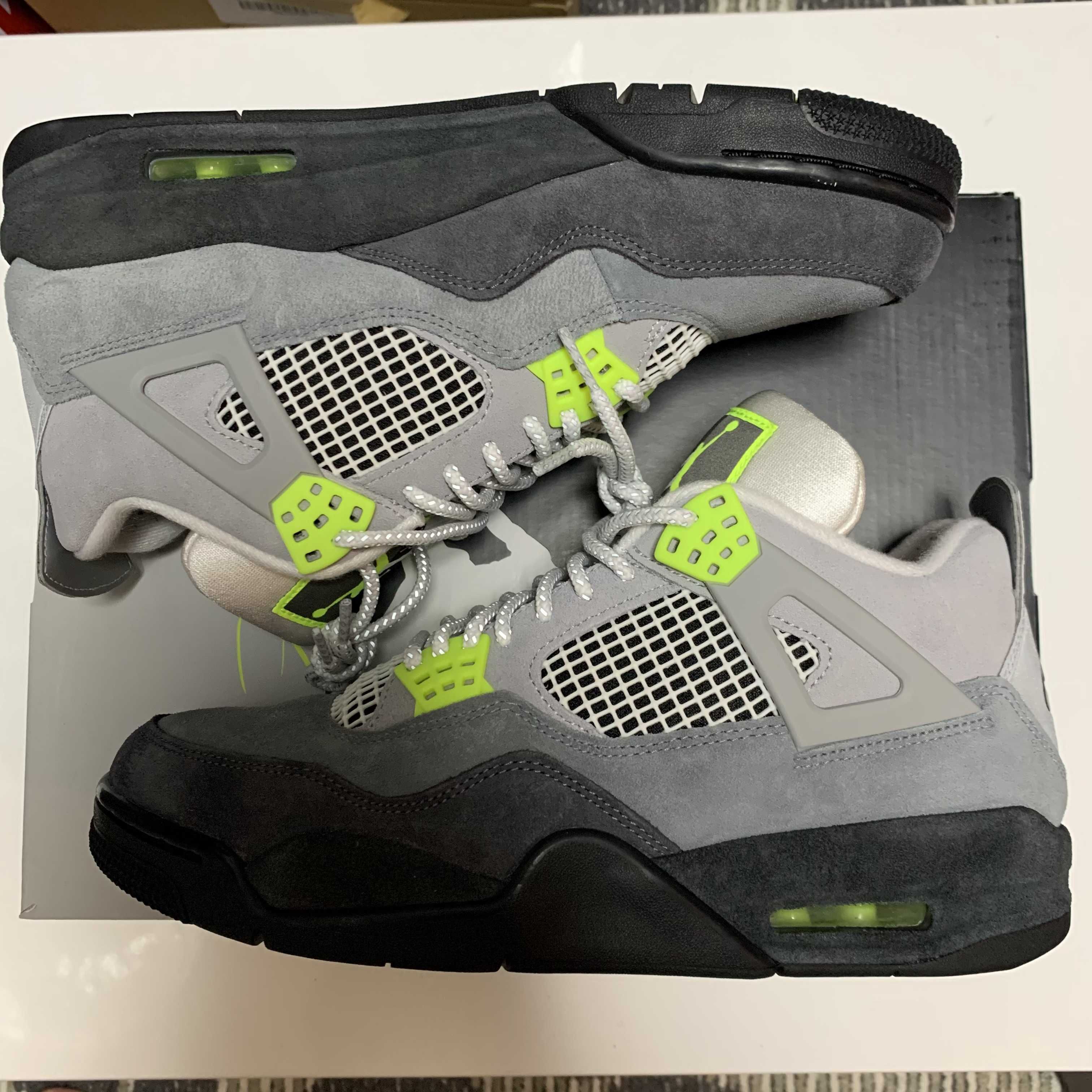 NIKE AIR JORDAN 4 RETRO LE "NEON"