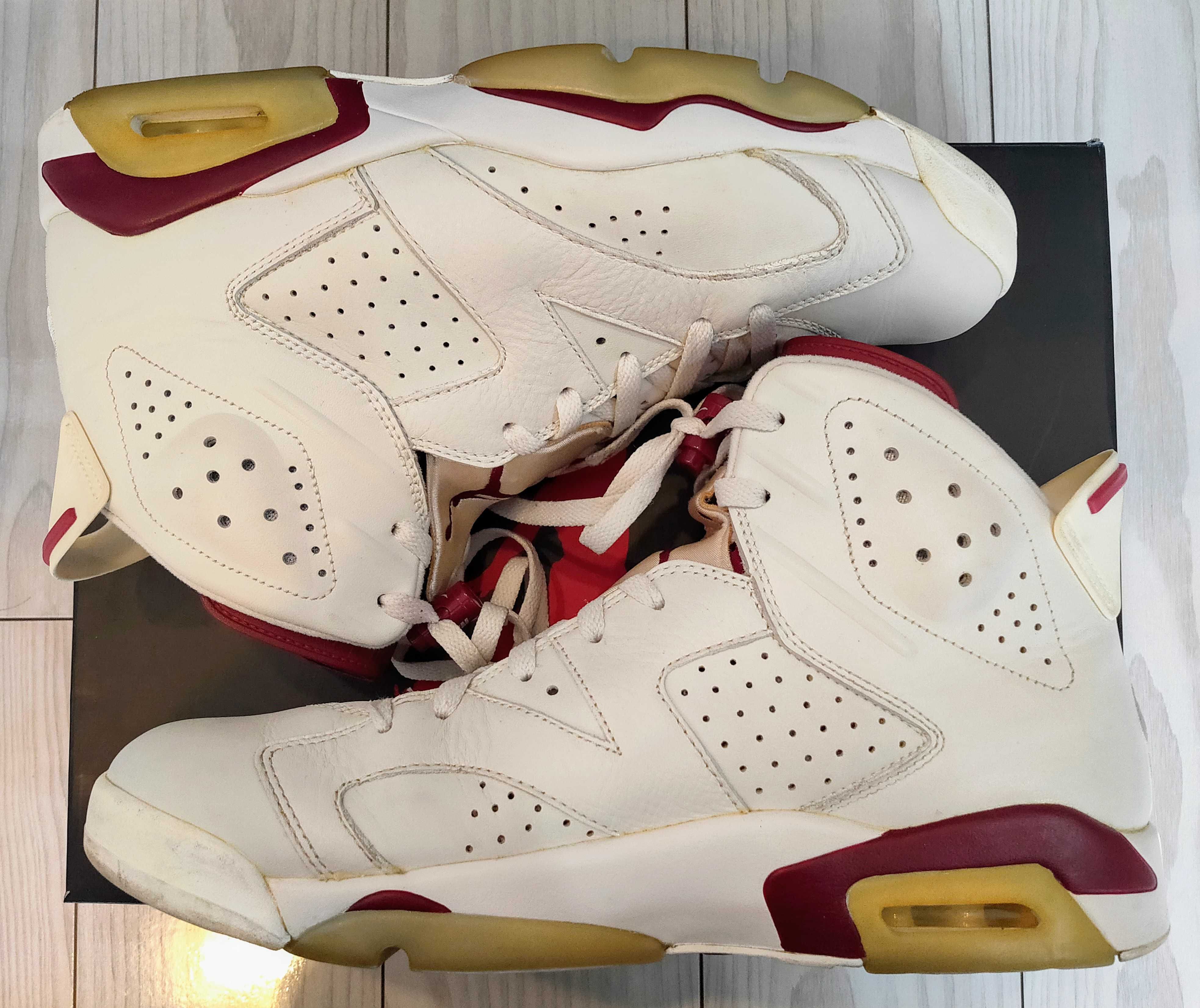 Nike Air Jordan 6 Retro "Maroon" (2015)