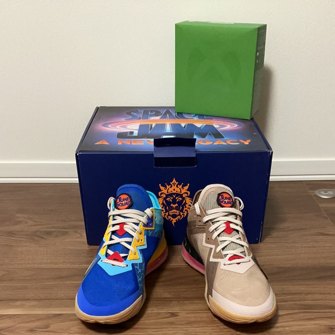 スペース・プレイヤーズ × ナイキ レブロン18 ロー "ワイル E. × ロードランナー"