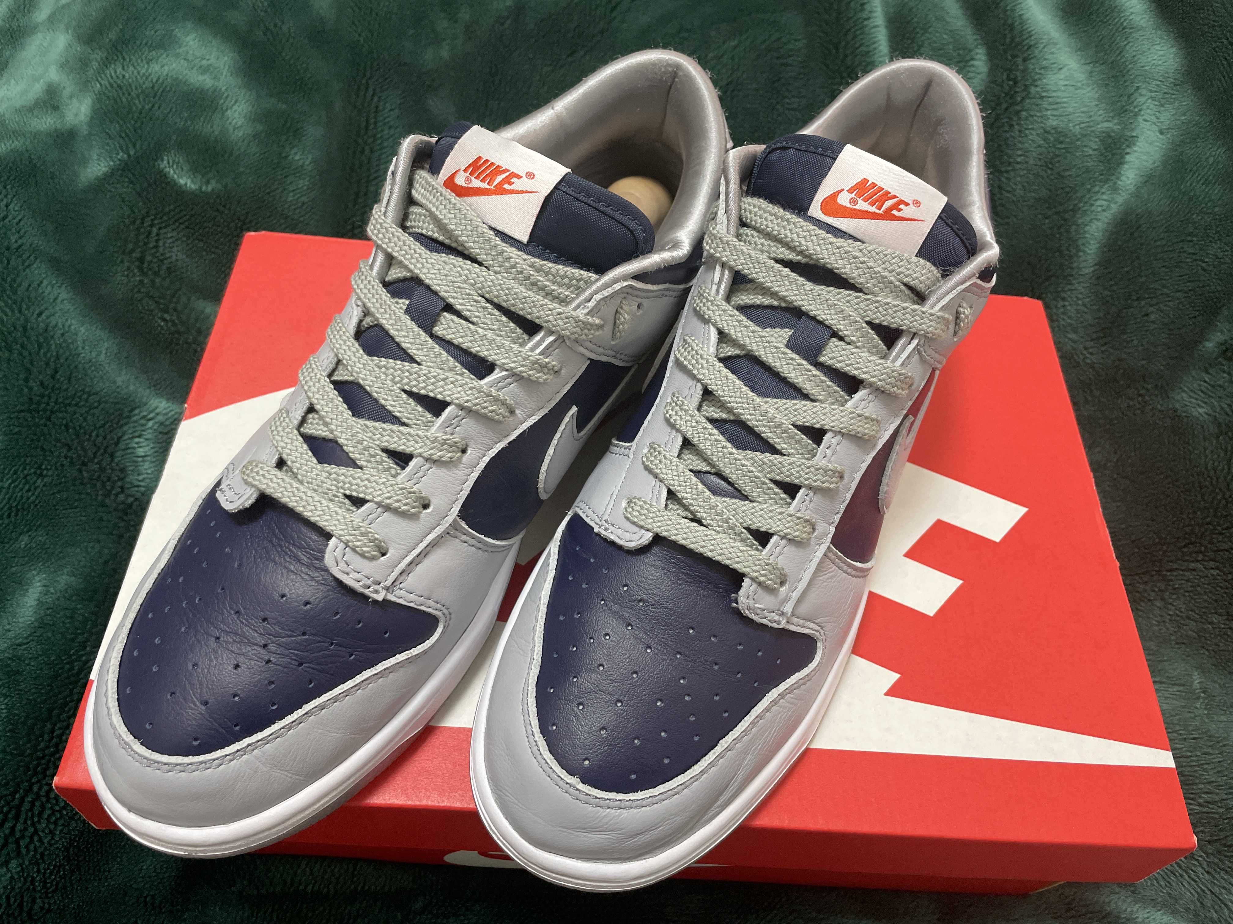 NIKE Women's DUNK LOW "COLLEGE NAVY"
