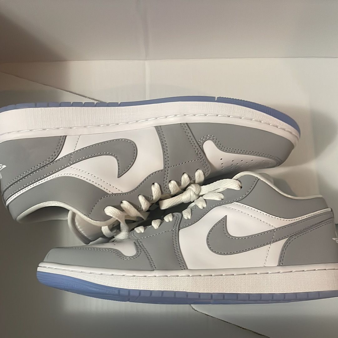 Nike Women's Air Jordan 1 Low "Wolf Grey"