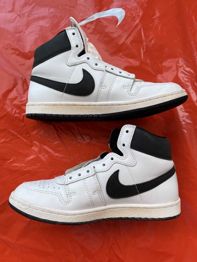 A Ma Maniere × Nike Jordan Air Ship SP "Summit White/Black"