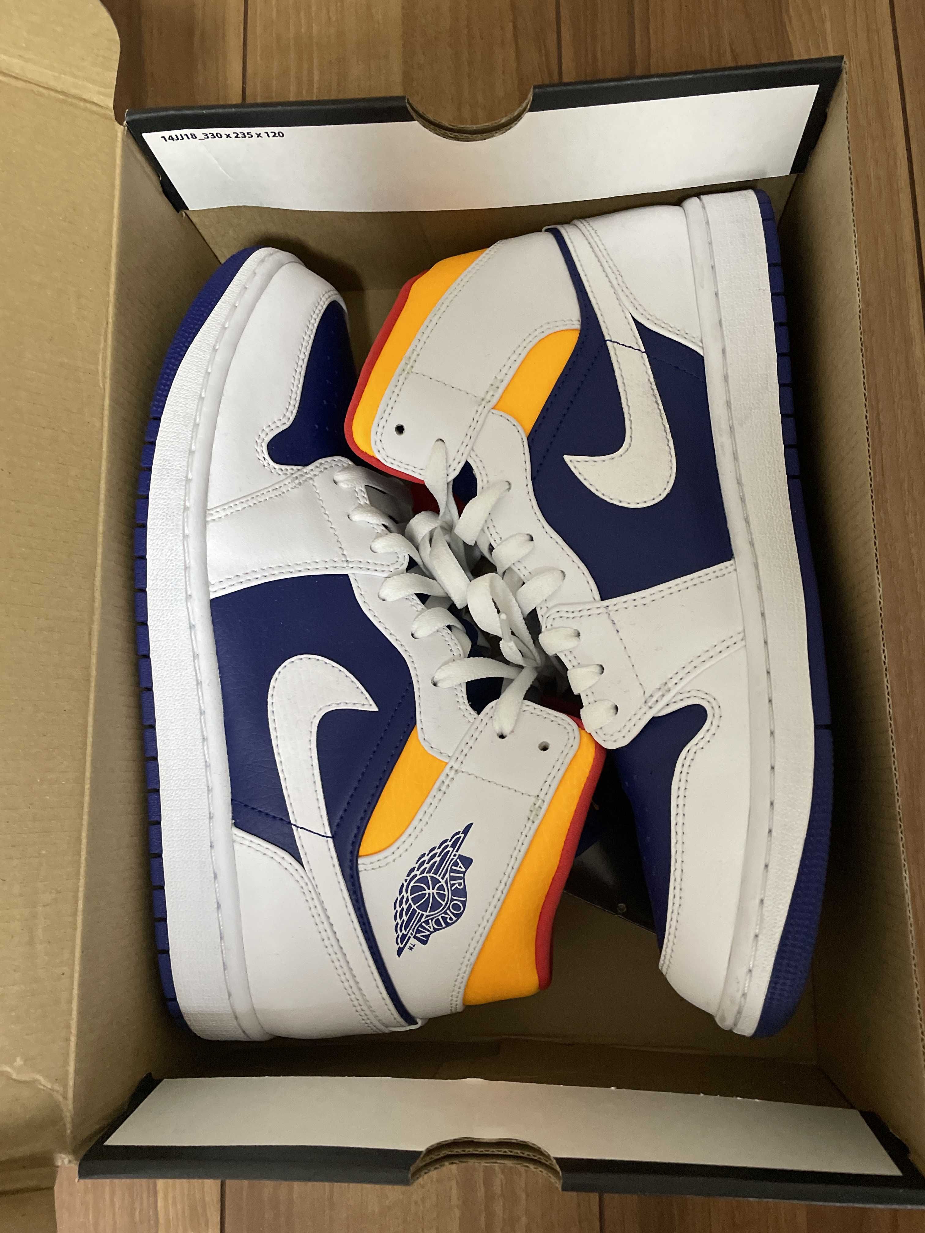 NIKE AIR JORDAN 1 MID "WHITE/NAVY/YELLOW"