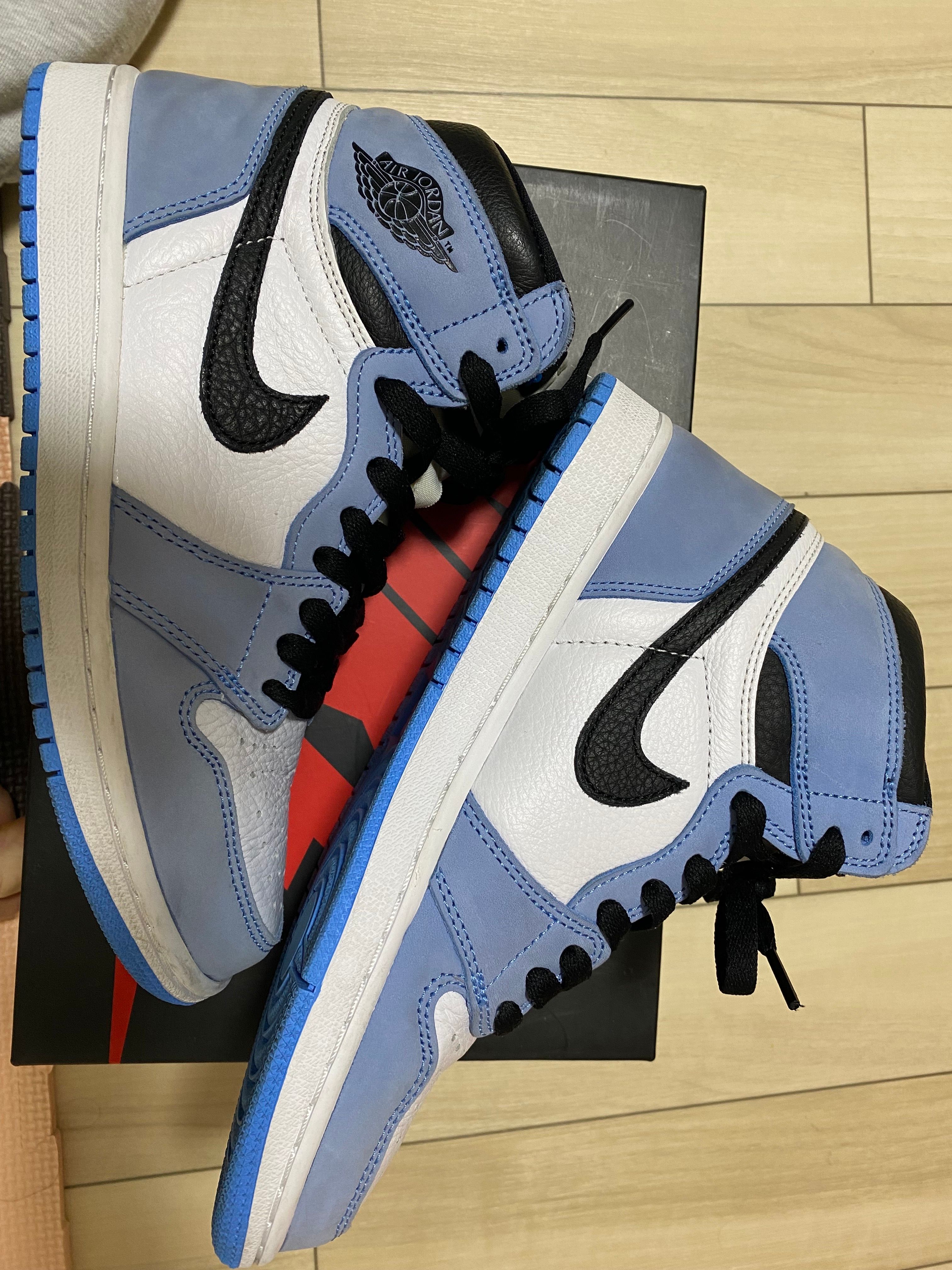 Nike Air Jordan 1 High OG "University Blue"