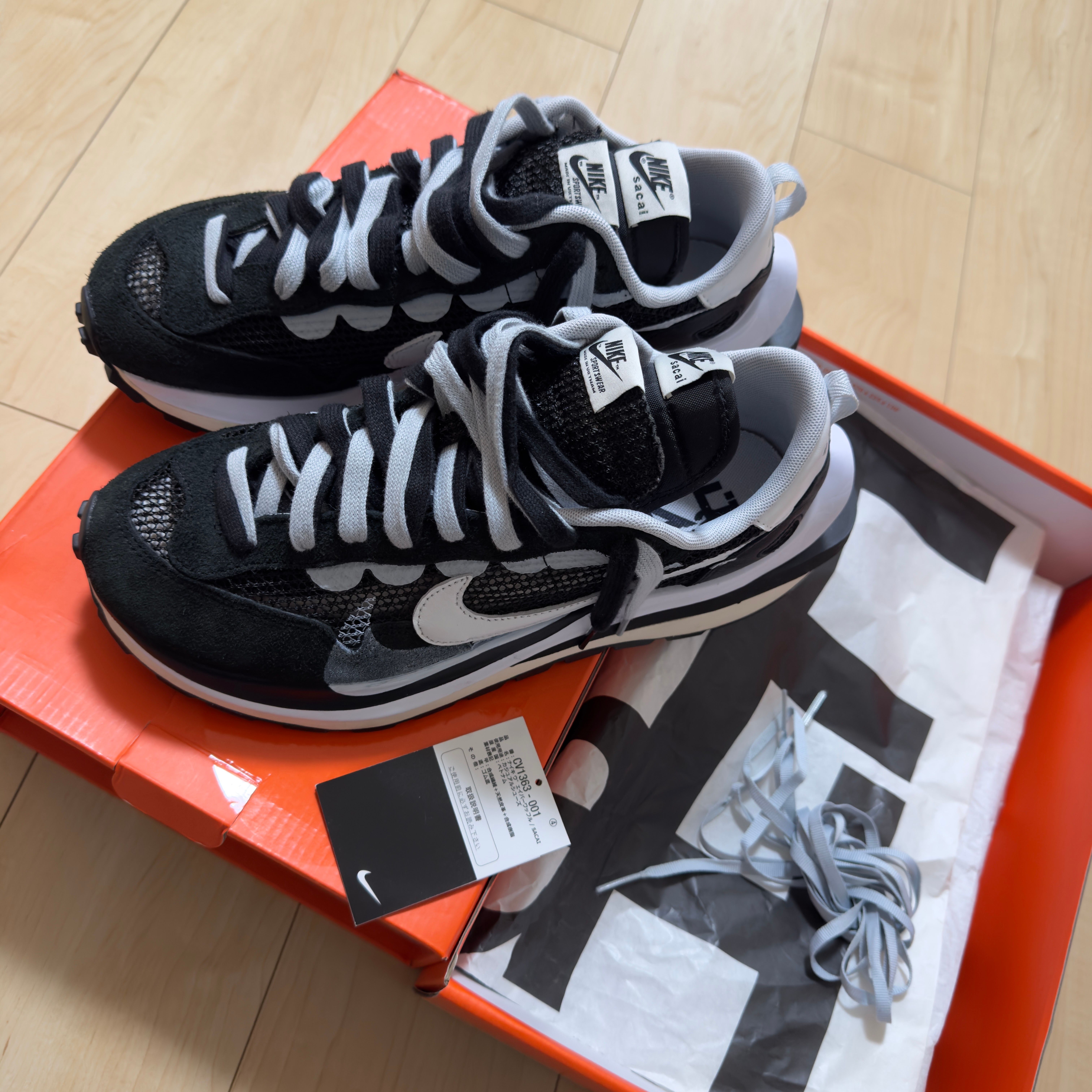 sacai × Nike Vapor Waffle "Black and White"