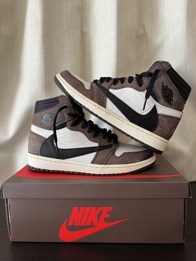 Travis Scott × Nike Air Jordan 1 Retro High OG TS SP "Sail/Dark Mocha"